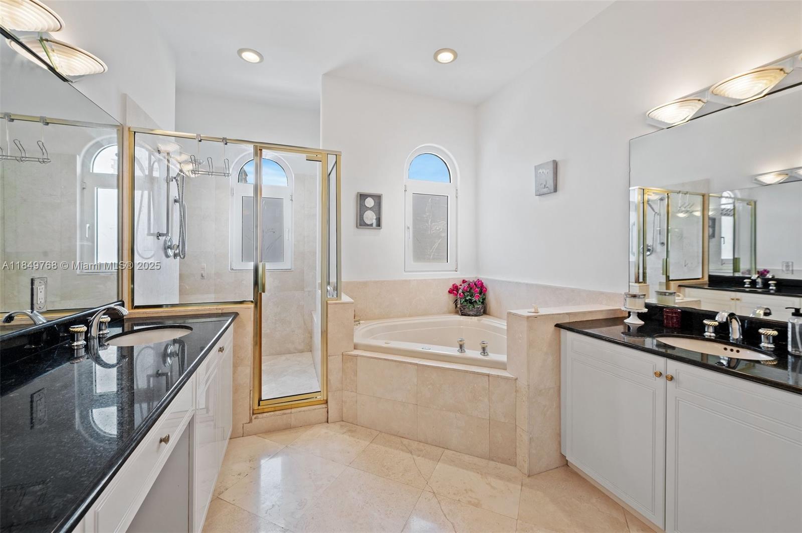 1784 Bay Dr #1784, Pompano Beach FL 33062