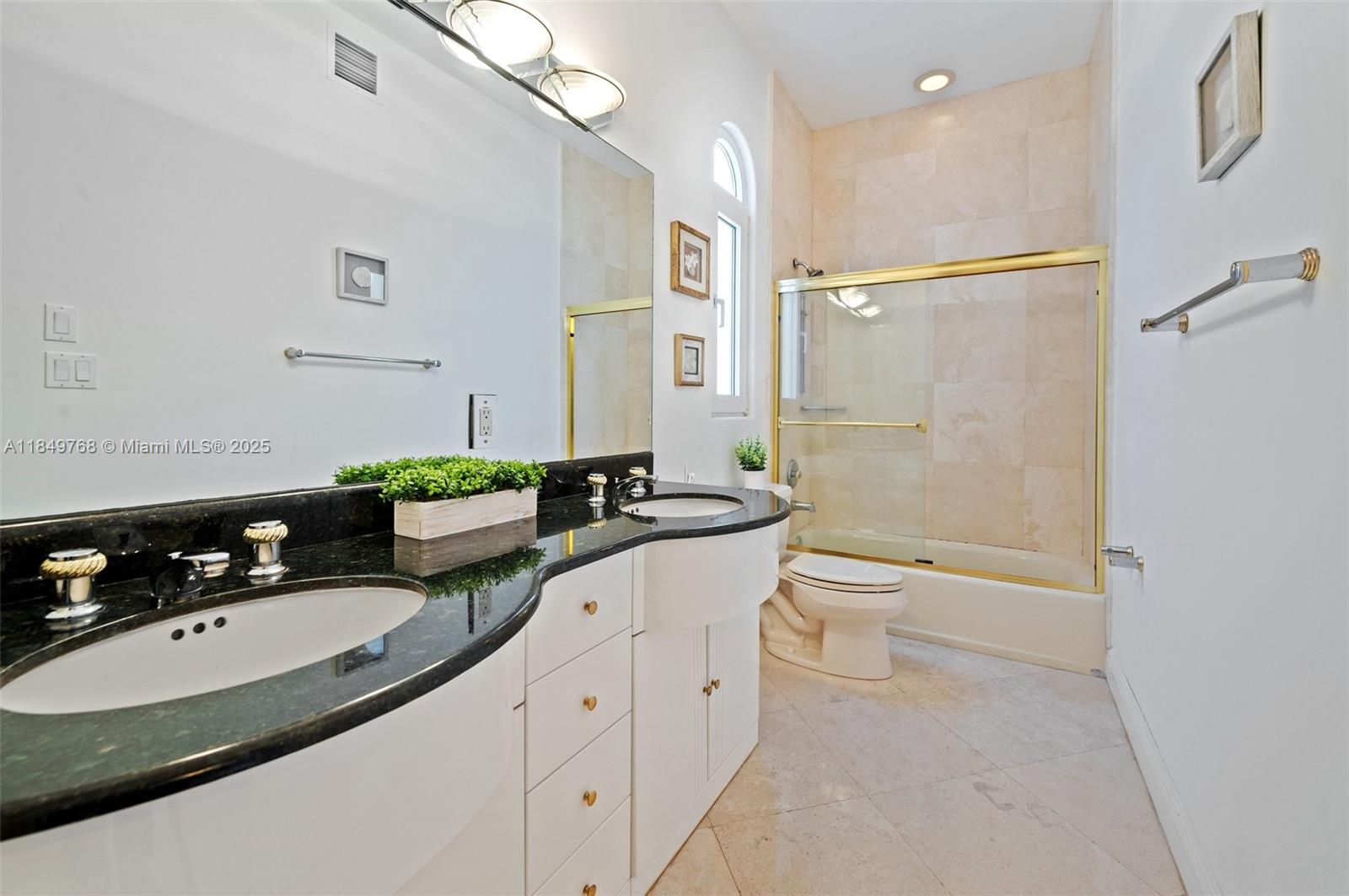 1784 Bay Dr #1784, Pompano Beach FL 33062