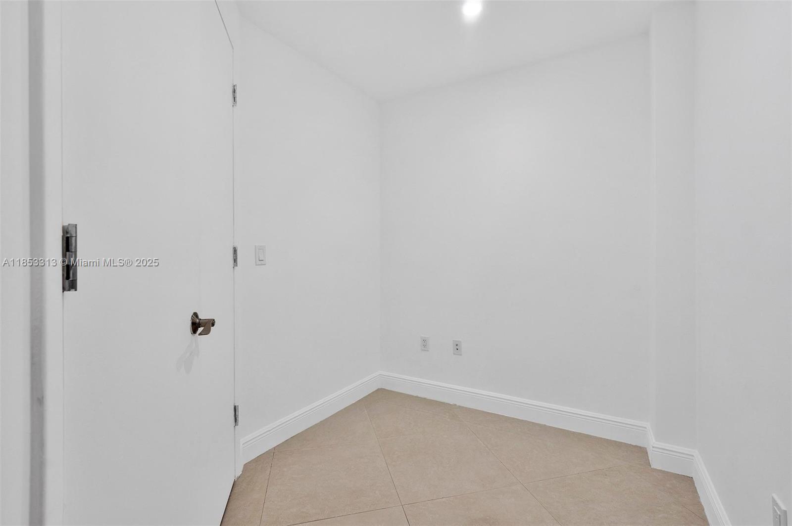 3131 NE 188th St #1-1212, Aventura FL 33180