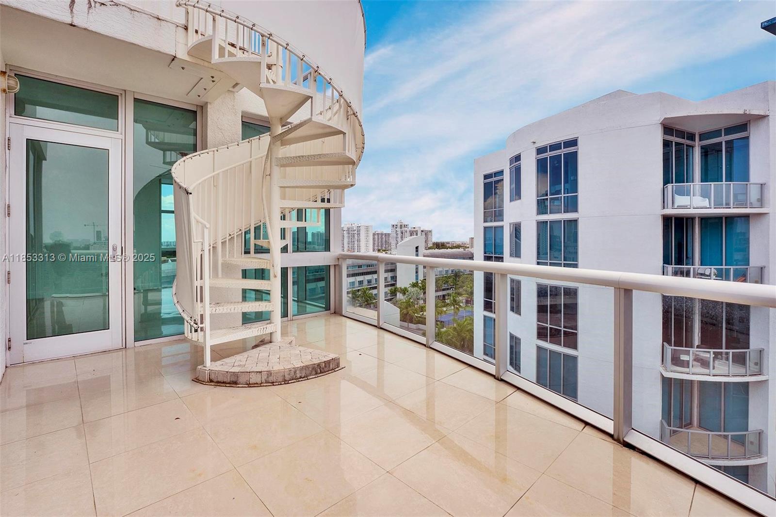 3131 NE 188th St #1-1212, Aventura FL 33180