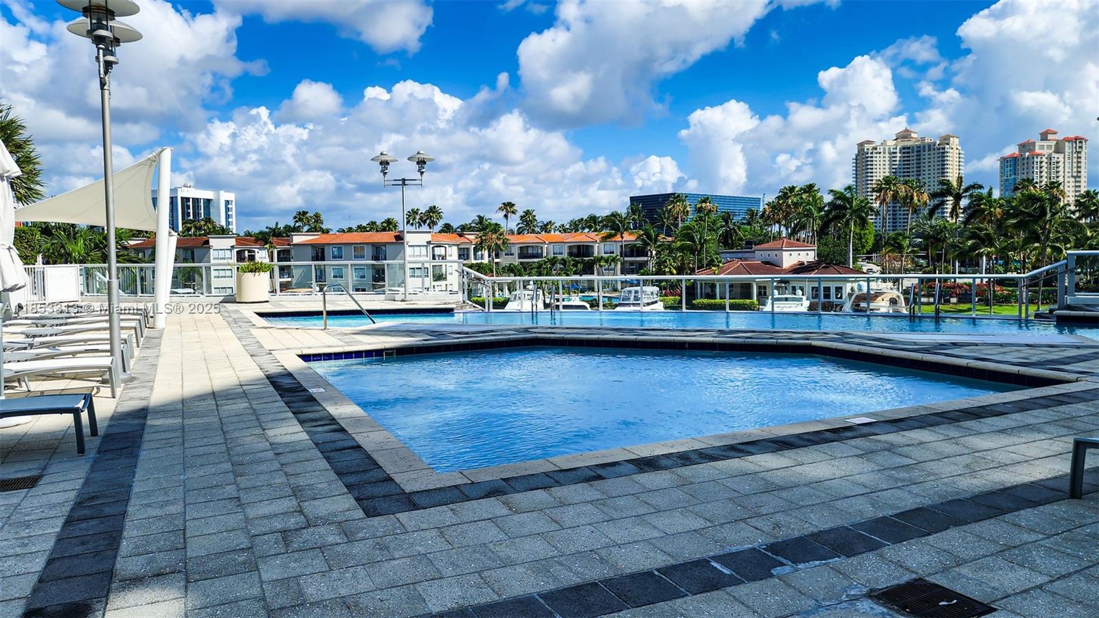 3131 NE 188th St #1-1212, Aventura FL 33180