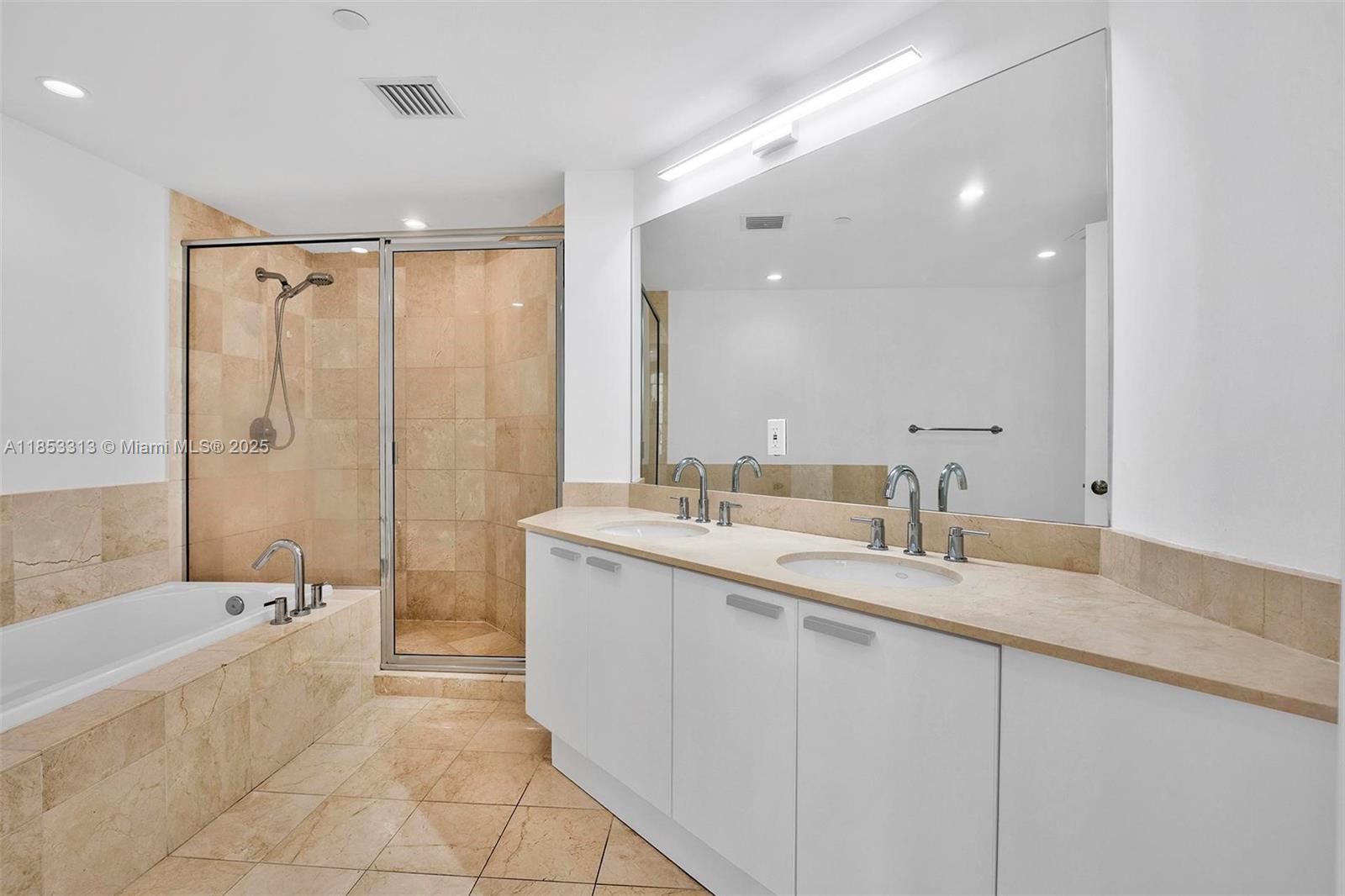3131 NE 188th St #1-1212, Aventura FL 33180