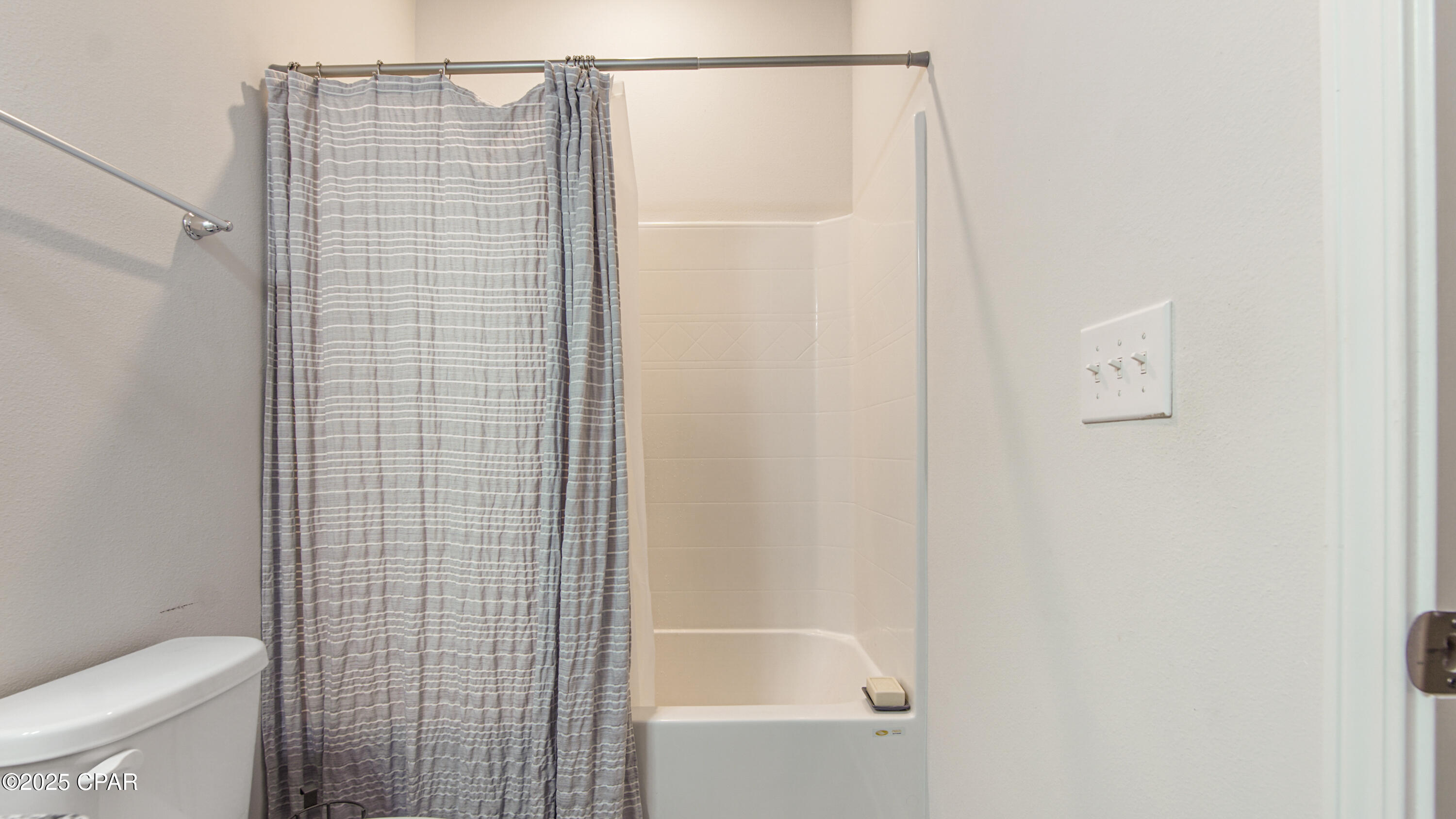 Image 34 For 406 Albert Meadow Lane