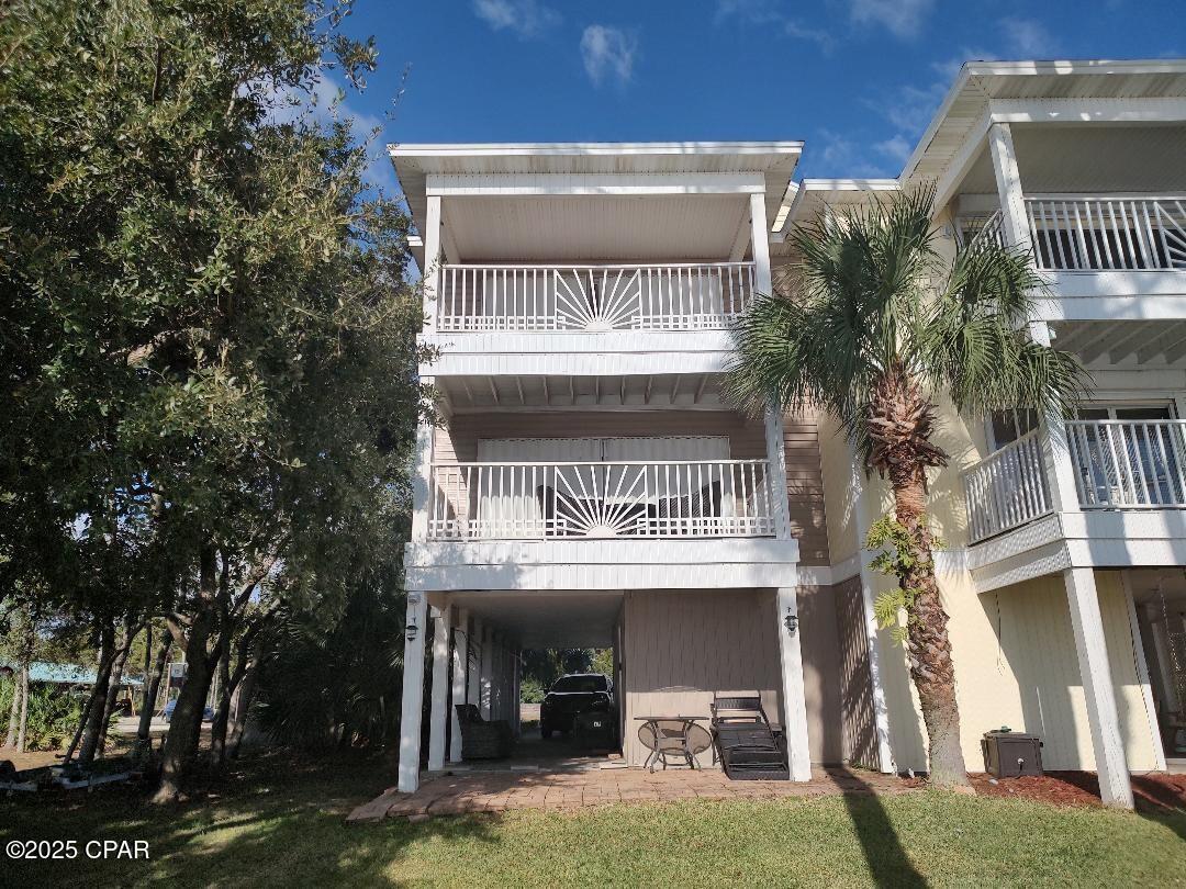 Image 2 For 5833 Lagoon Drive A