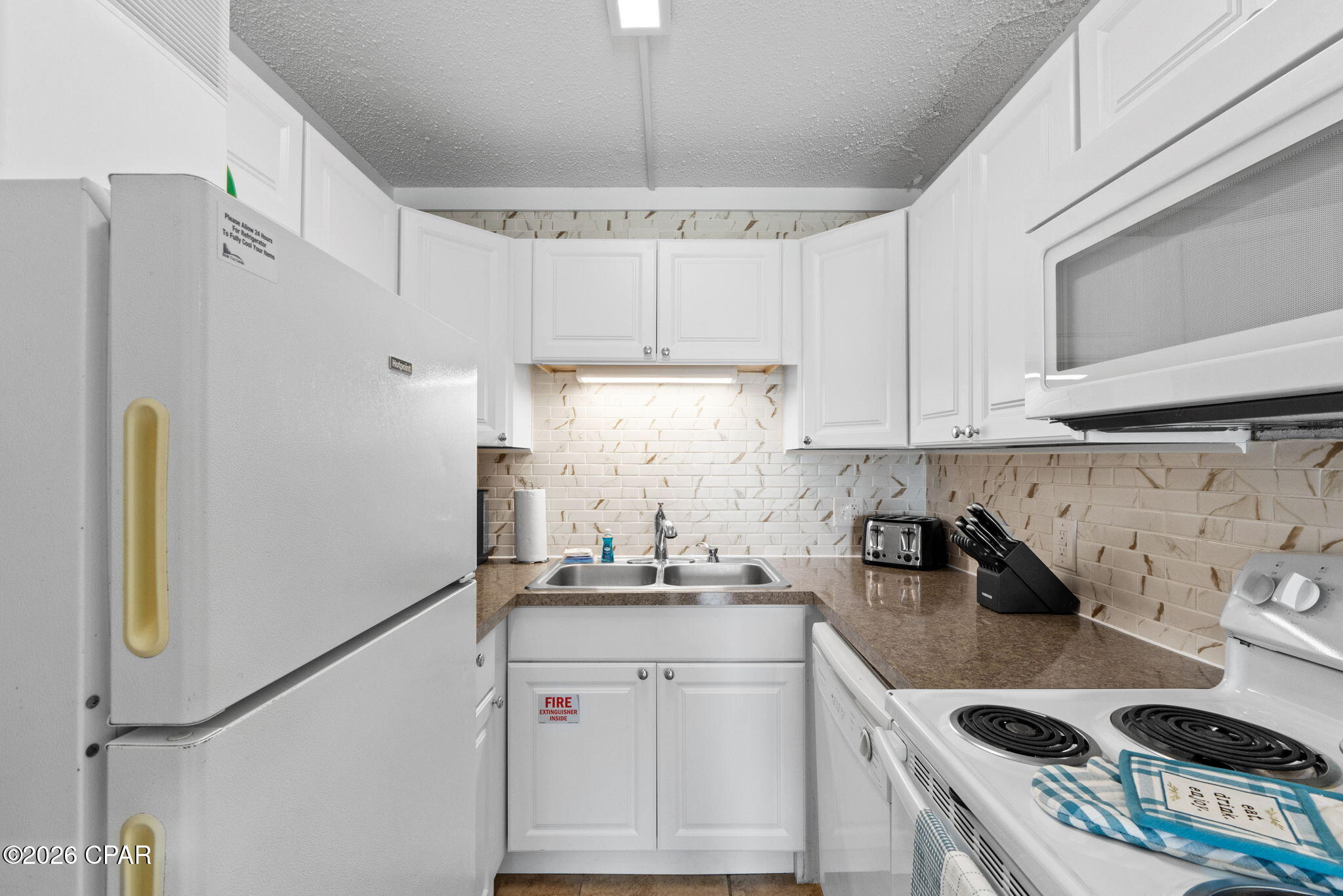 Image 13 For 8743 Thomas Drive 1012