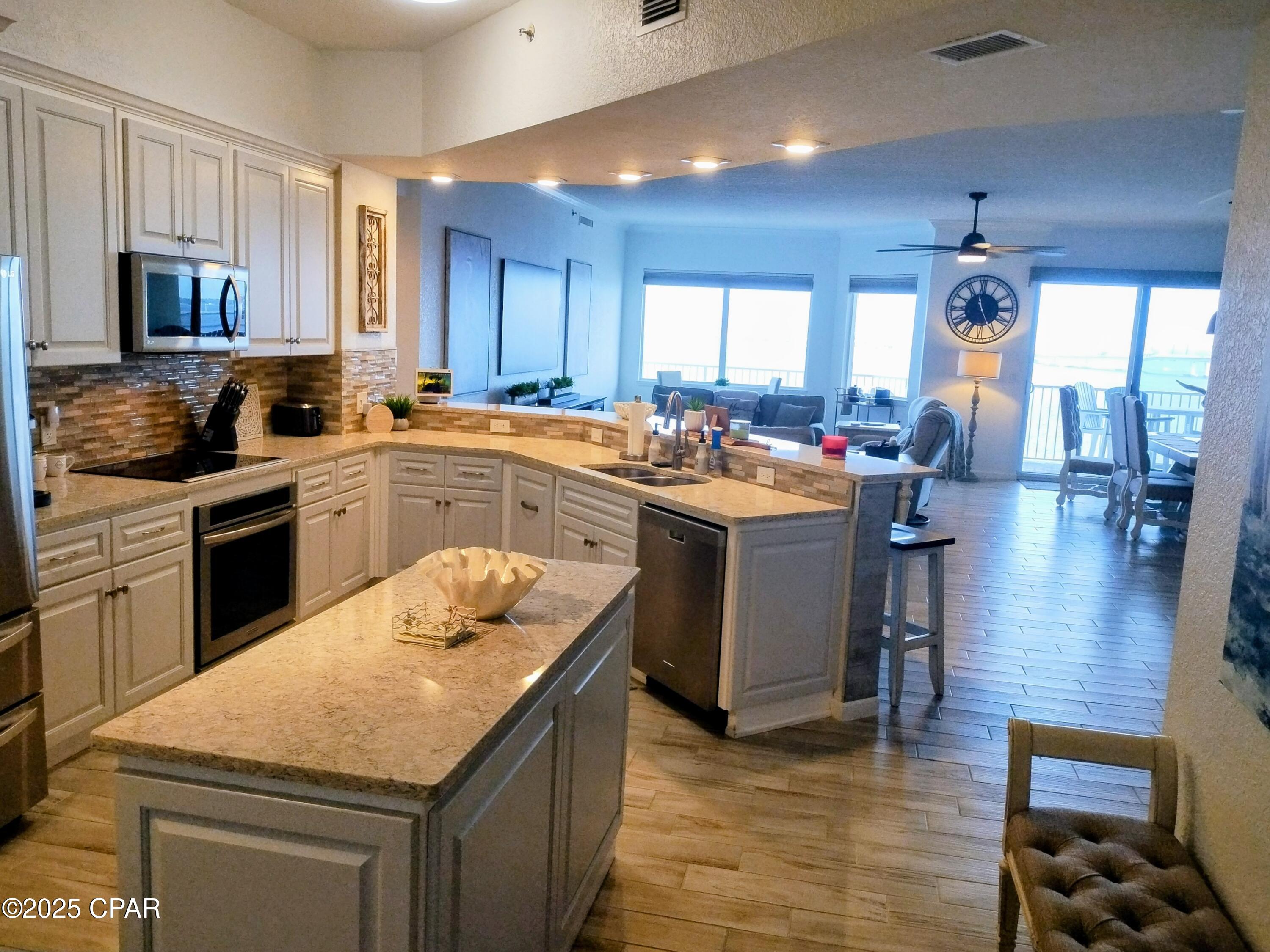 Details for 6504 Bridge Water Way Ph-2, Panama City Beach, FL 32407