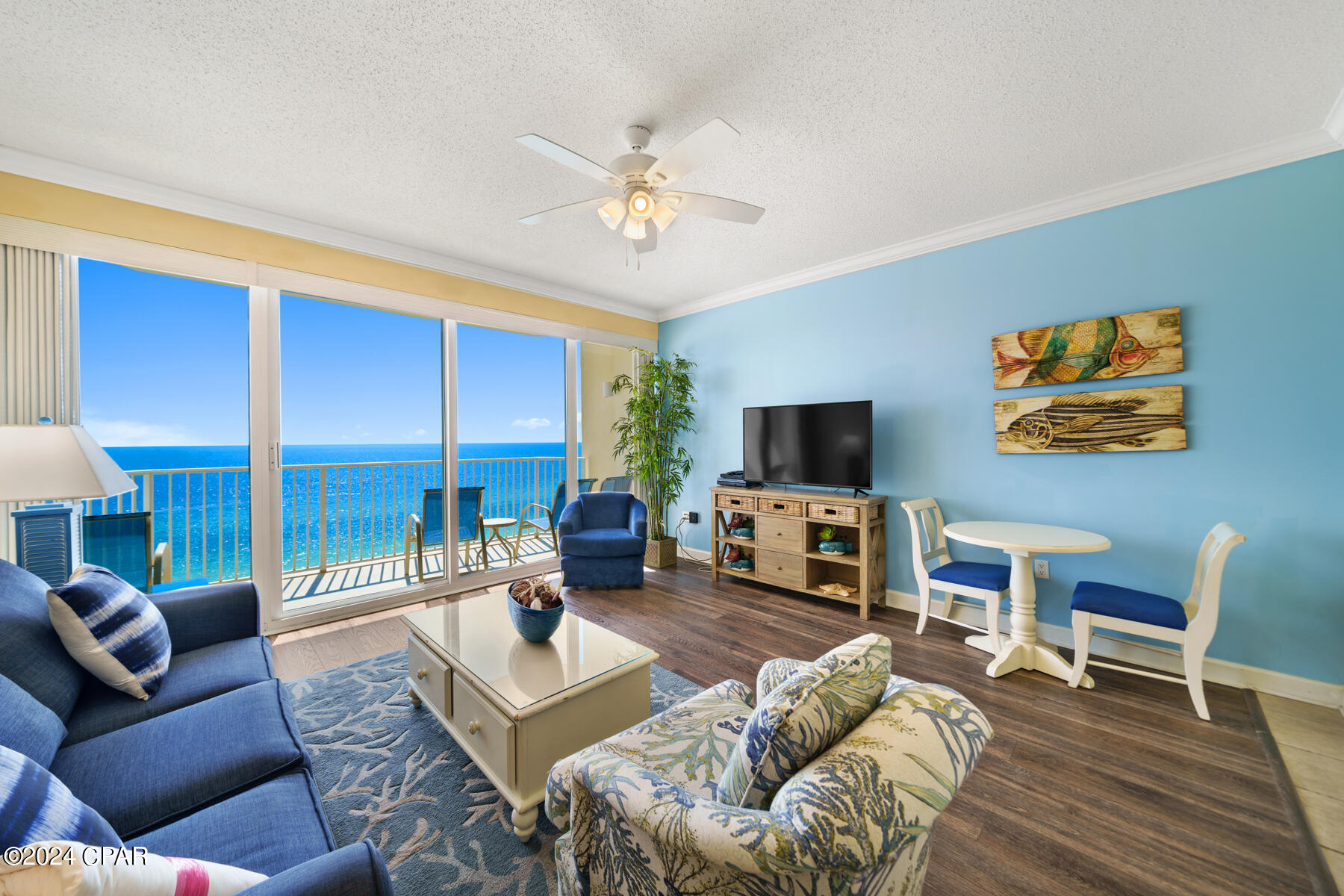 Image 0 For 9450 Thomas Drive 1107d