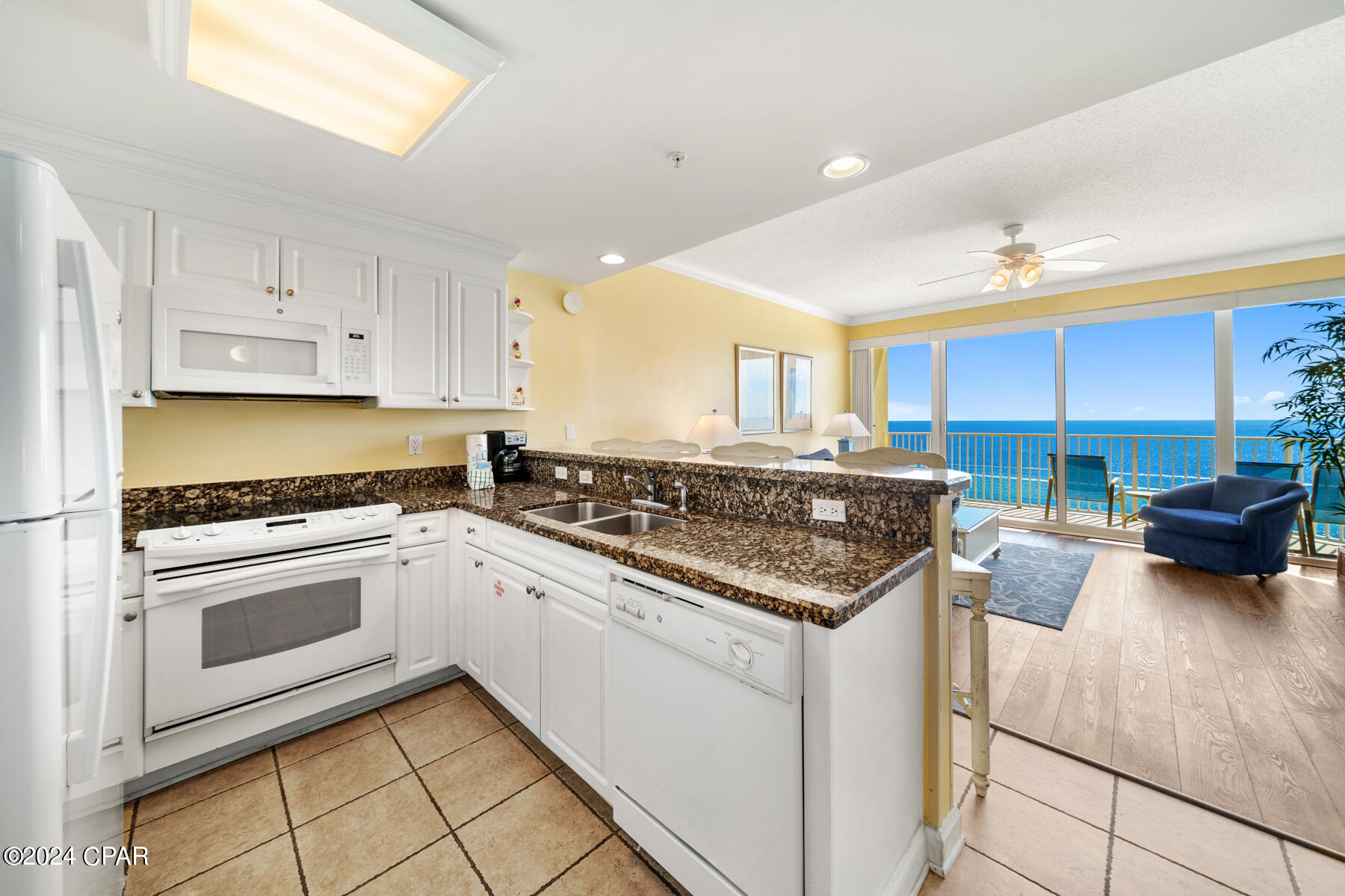 Image 7 For 9450 Thomas Drive 1107d