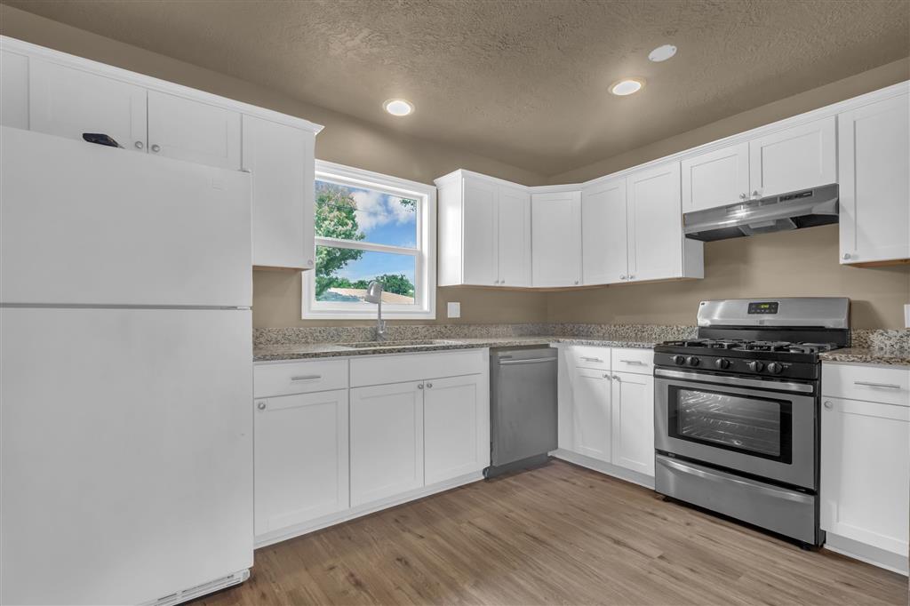 1220 California Street — photo 3