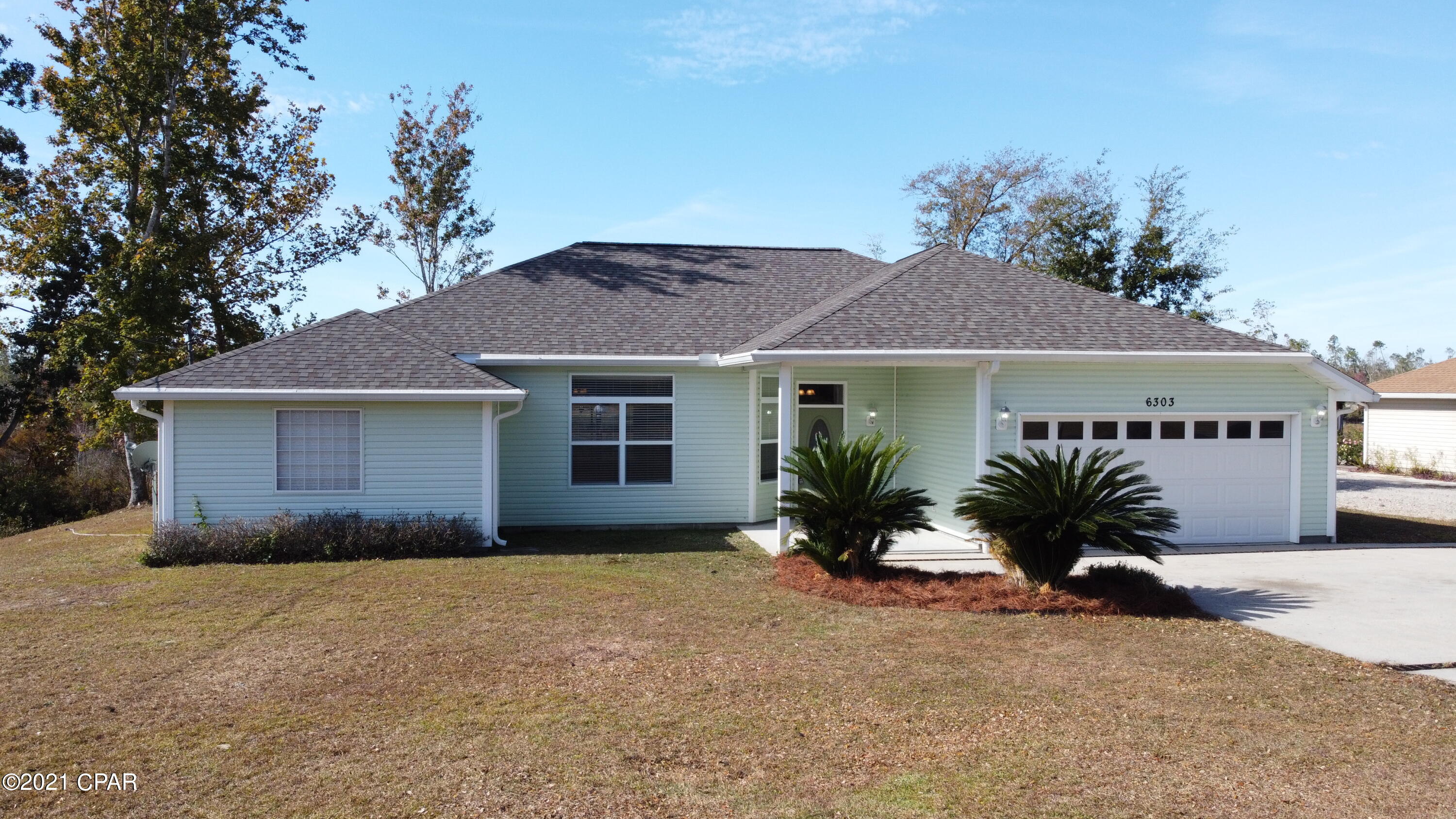Homes for sale in Panama City, FL | 6303 Lakeshore Dr, Panama City, FL 32404 | MLS# 719722