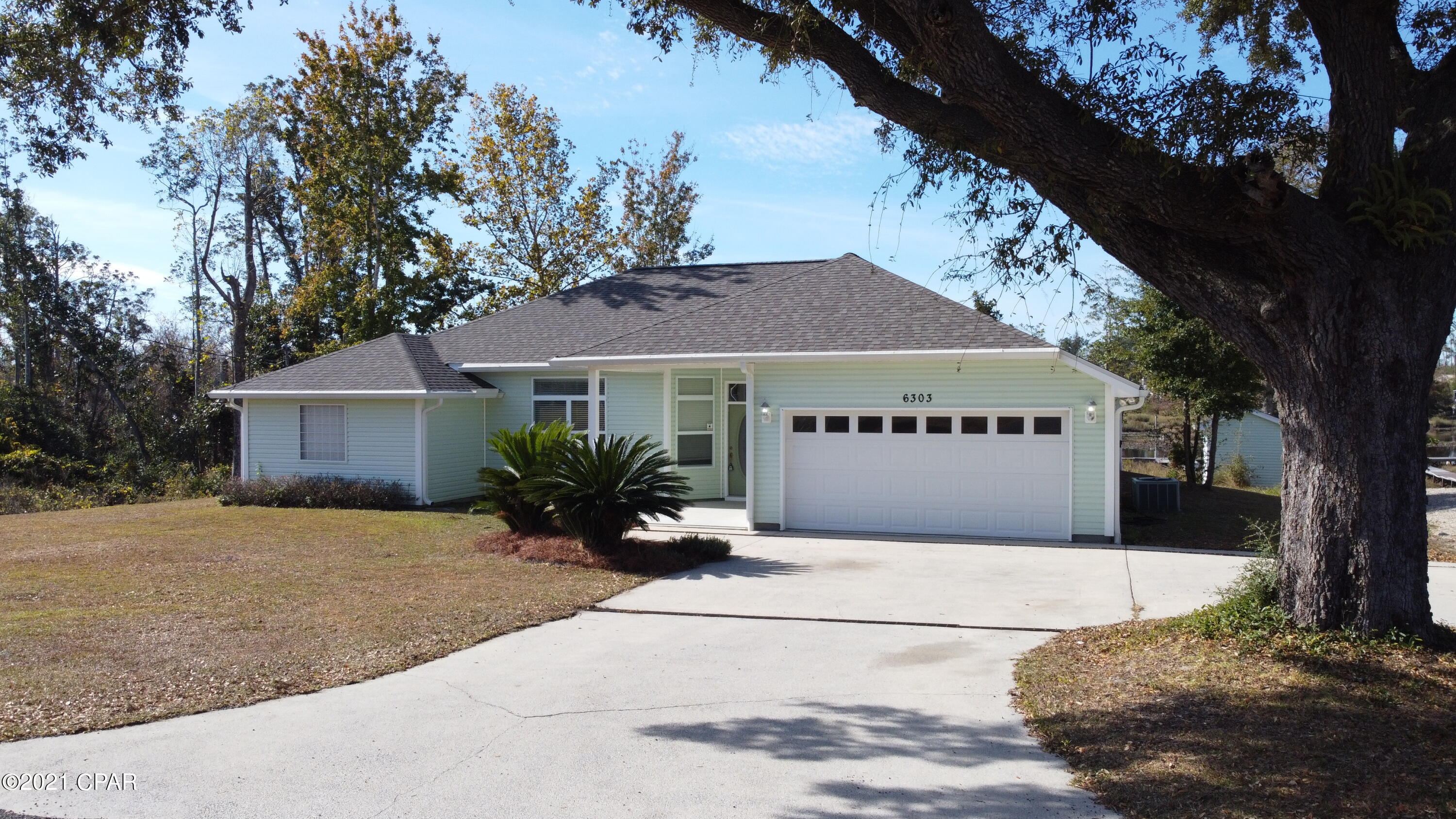 Homes for sale in Panama City, FL | 6303 Lakeshore Dr, Panama City, FL 32404 | MLS# 719722