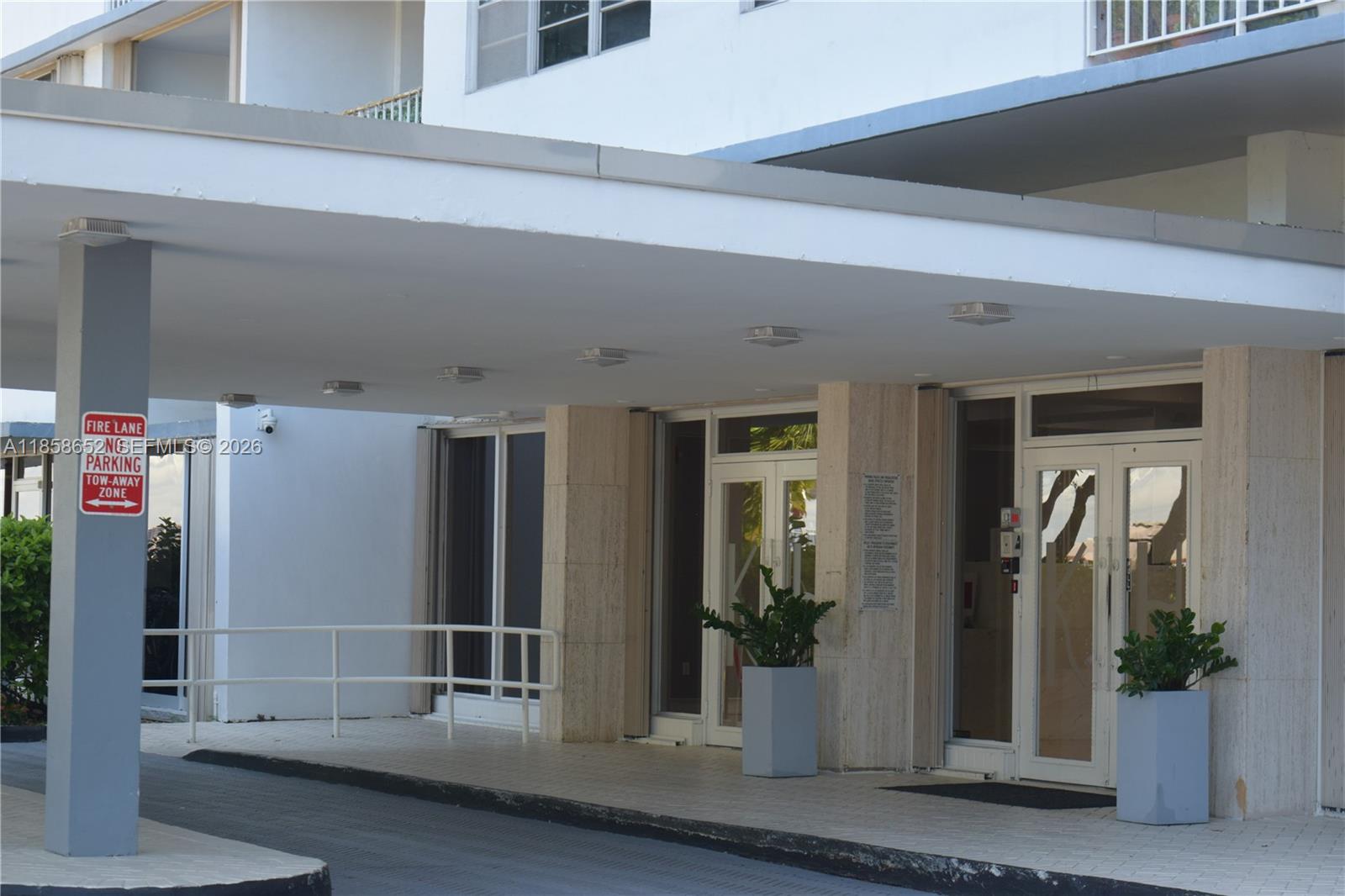 Kennedy House Condo