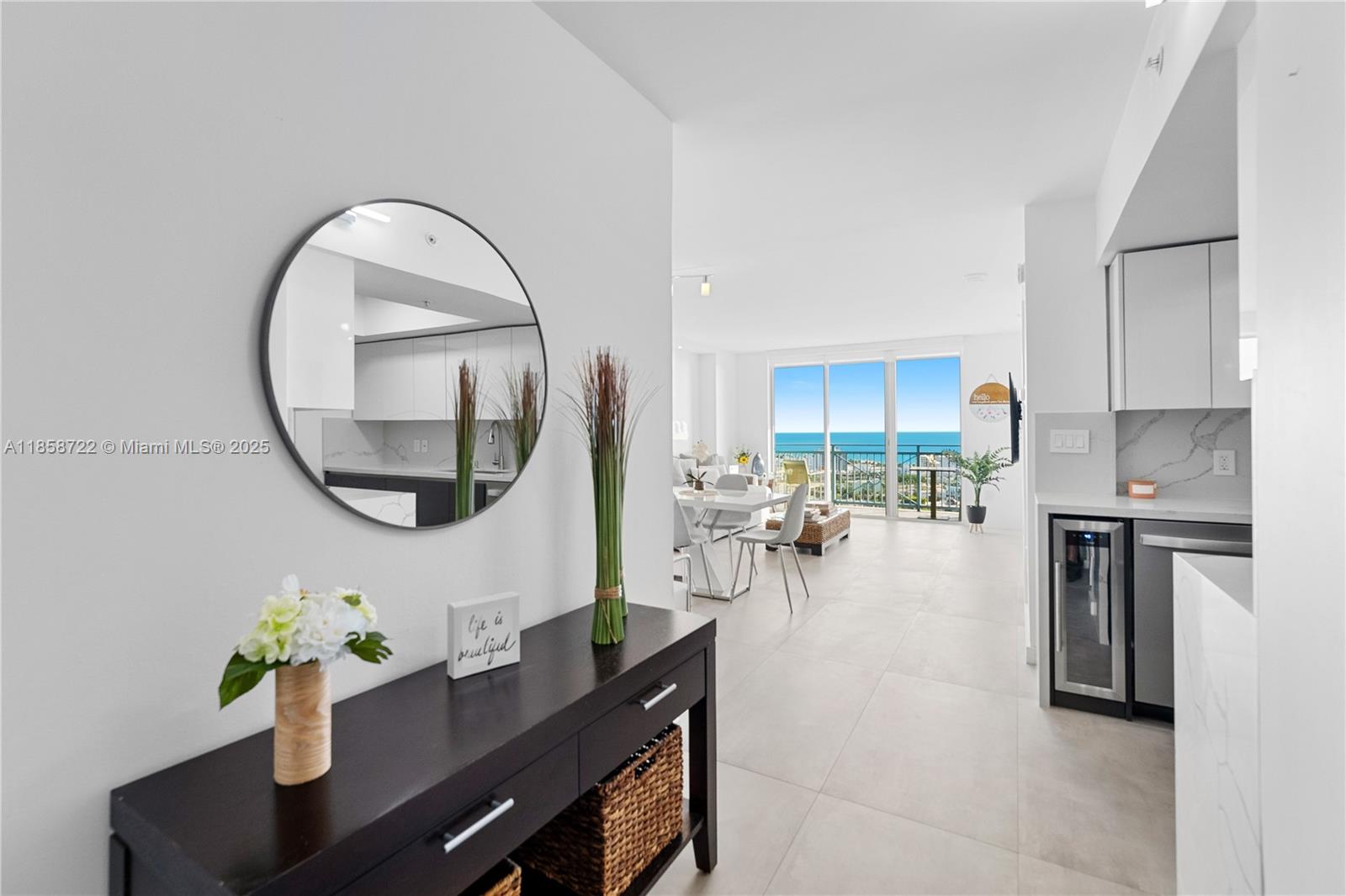 90 Alton Rd #2505, Miami Beach FL 33139