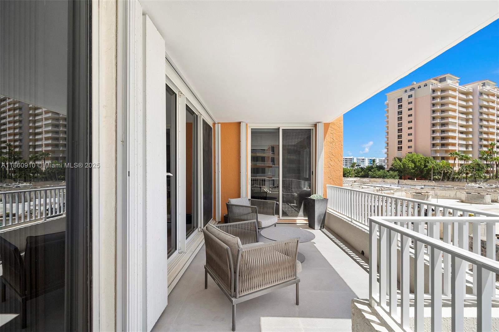 785 Crandon Blvd #303, Key Biscayne FL 33149