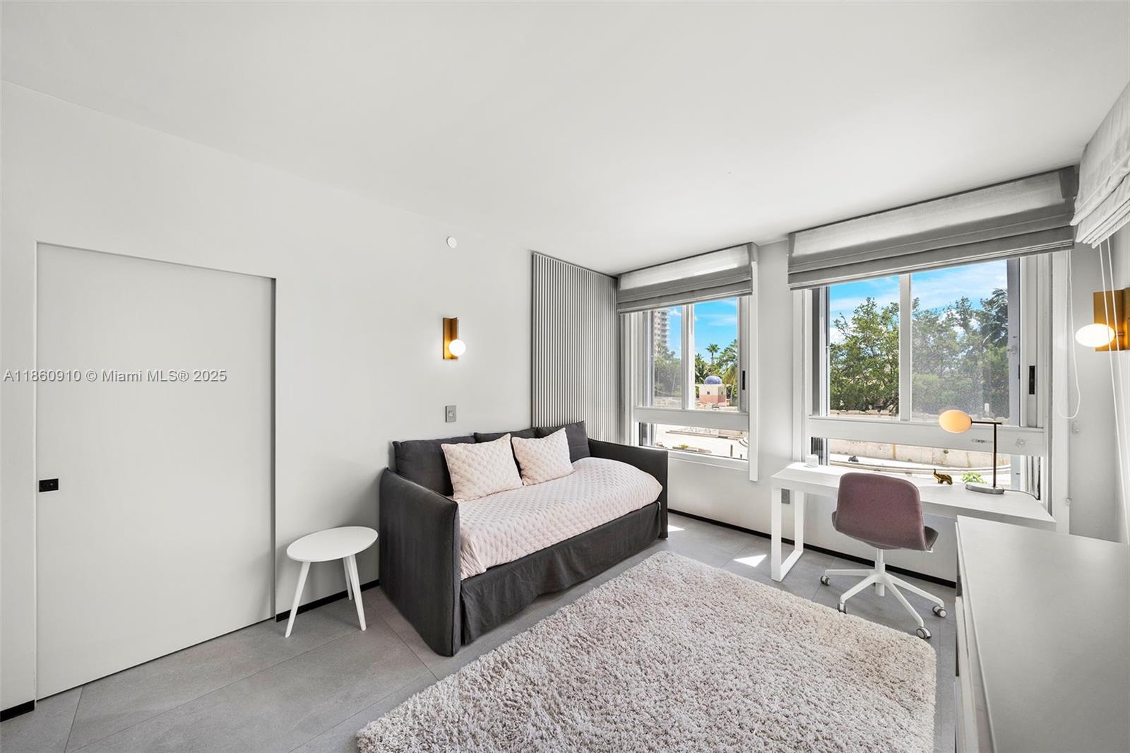 785 Crandon Blvd #303, Key Biscayne FL 33149