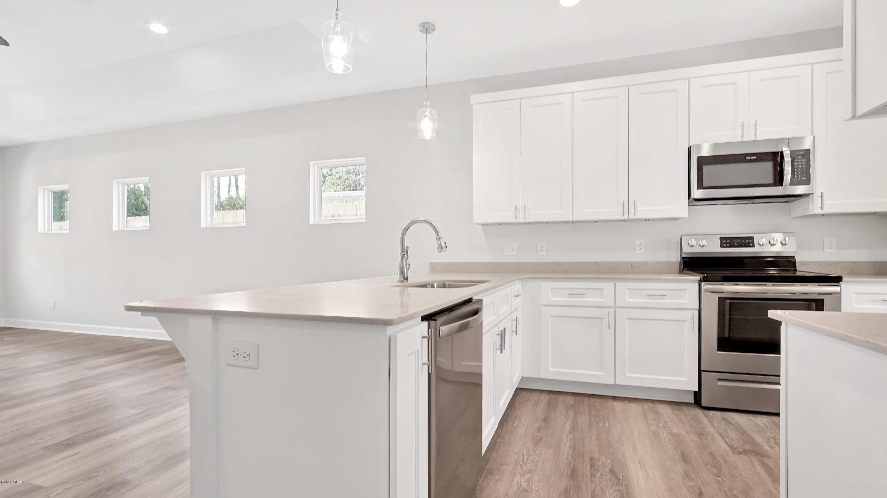 Photo 4 of Single Family Residence at 6003 Hilltop Ave, Panama City, FL 32408 | MLS# 699600 |  | Sold on 2020-09-14