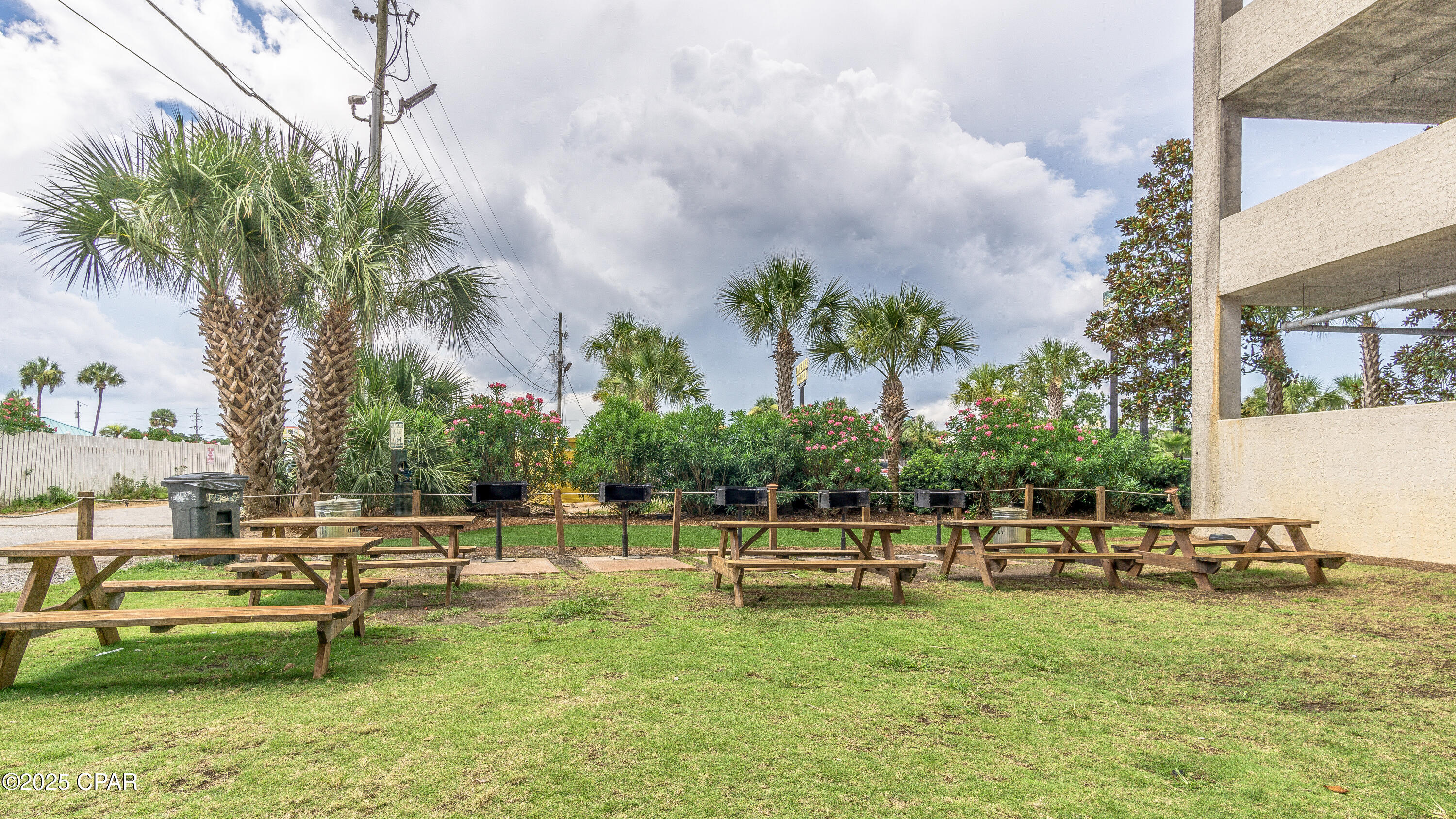 Image 60 For 9900 Thomas Drive 1719