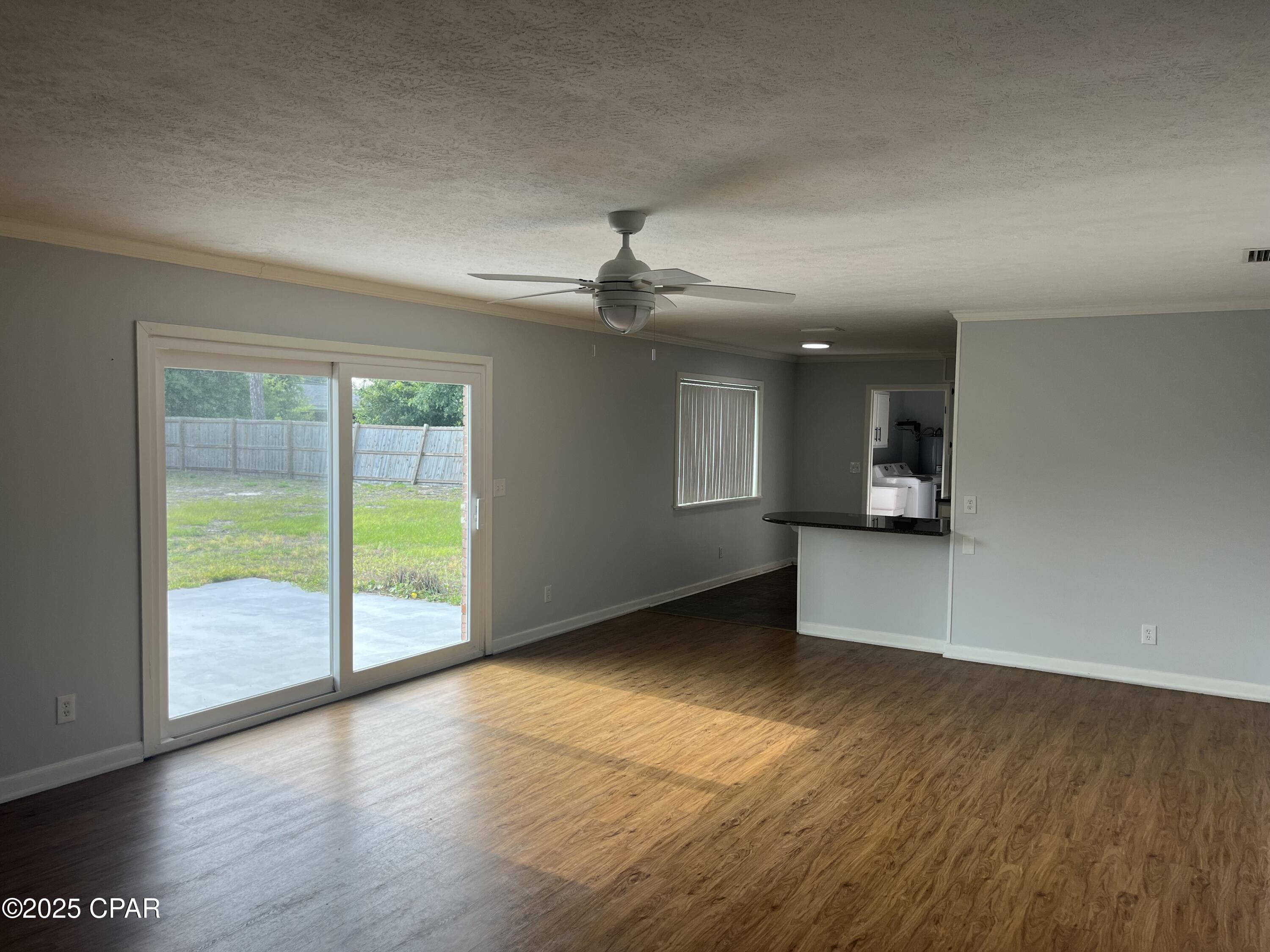 Image 7 For 2531 Frankford Avenue