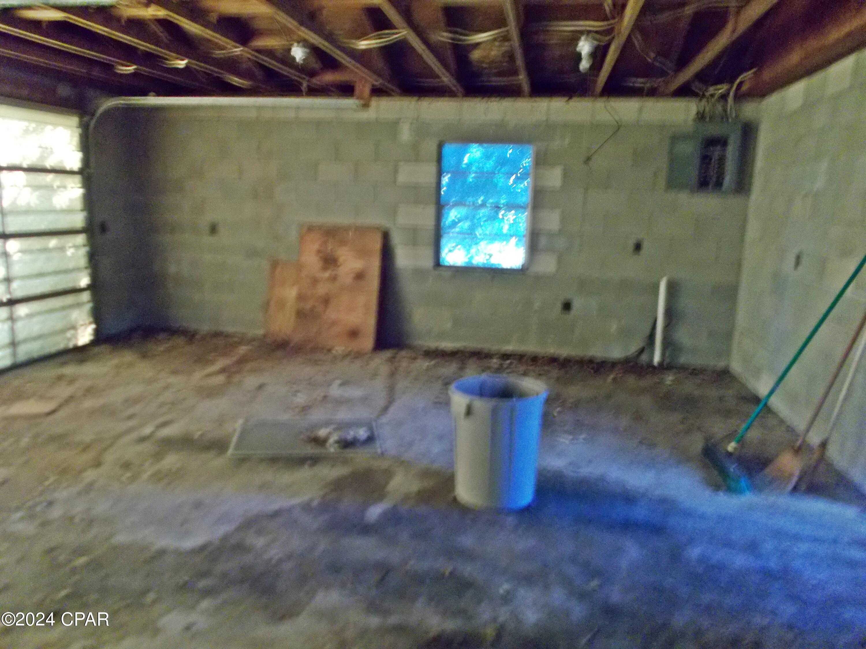 Photo 2 of Single family home for sale at 2 Ac Melon Ln, Grand Ridge, FL 32442 | MLS# 756111 | Listing updated on 2026-10-14