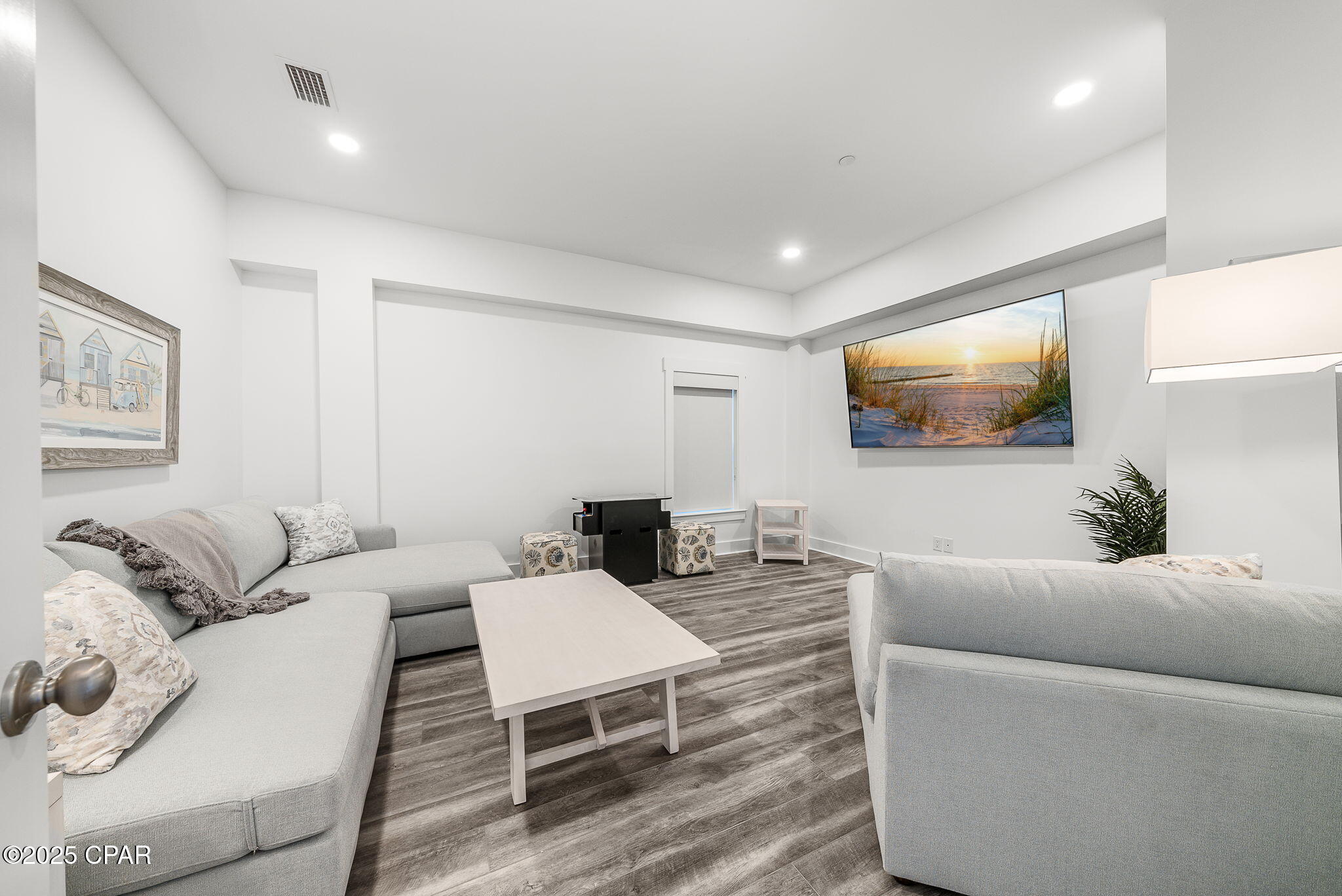 Image 7 For 8711 Surf Drive