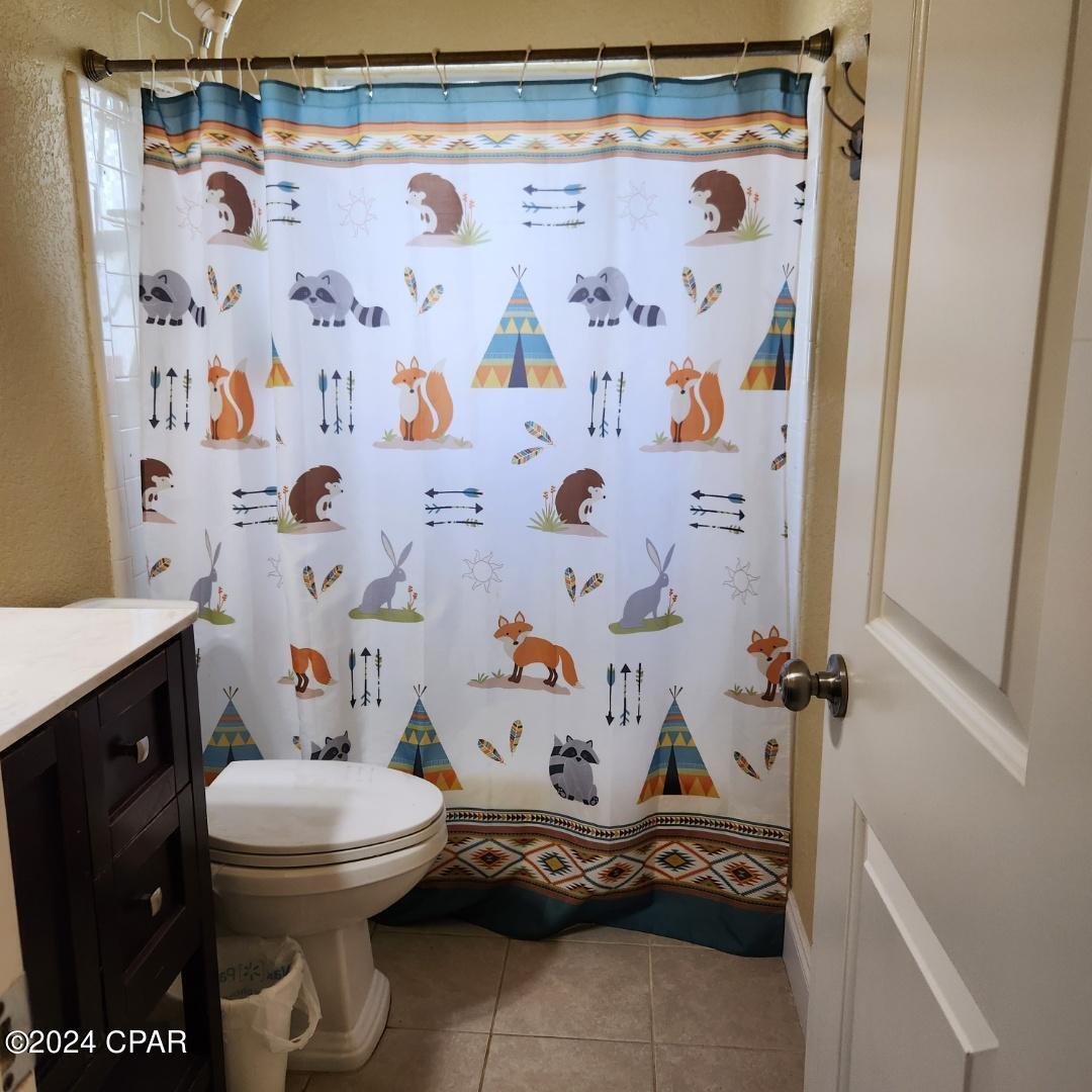 Listing photo id 25 for 211 Annabelle Drive