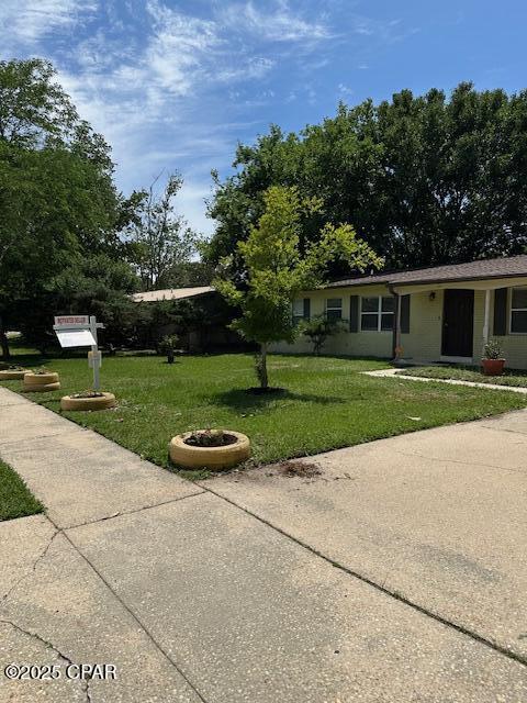 Listing photo id 4 for 211 Annabelle Drive