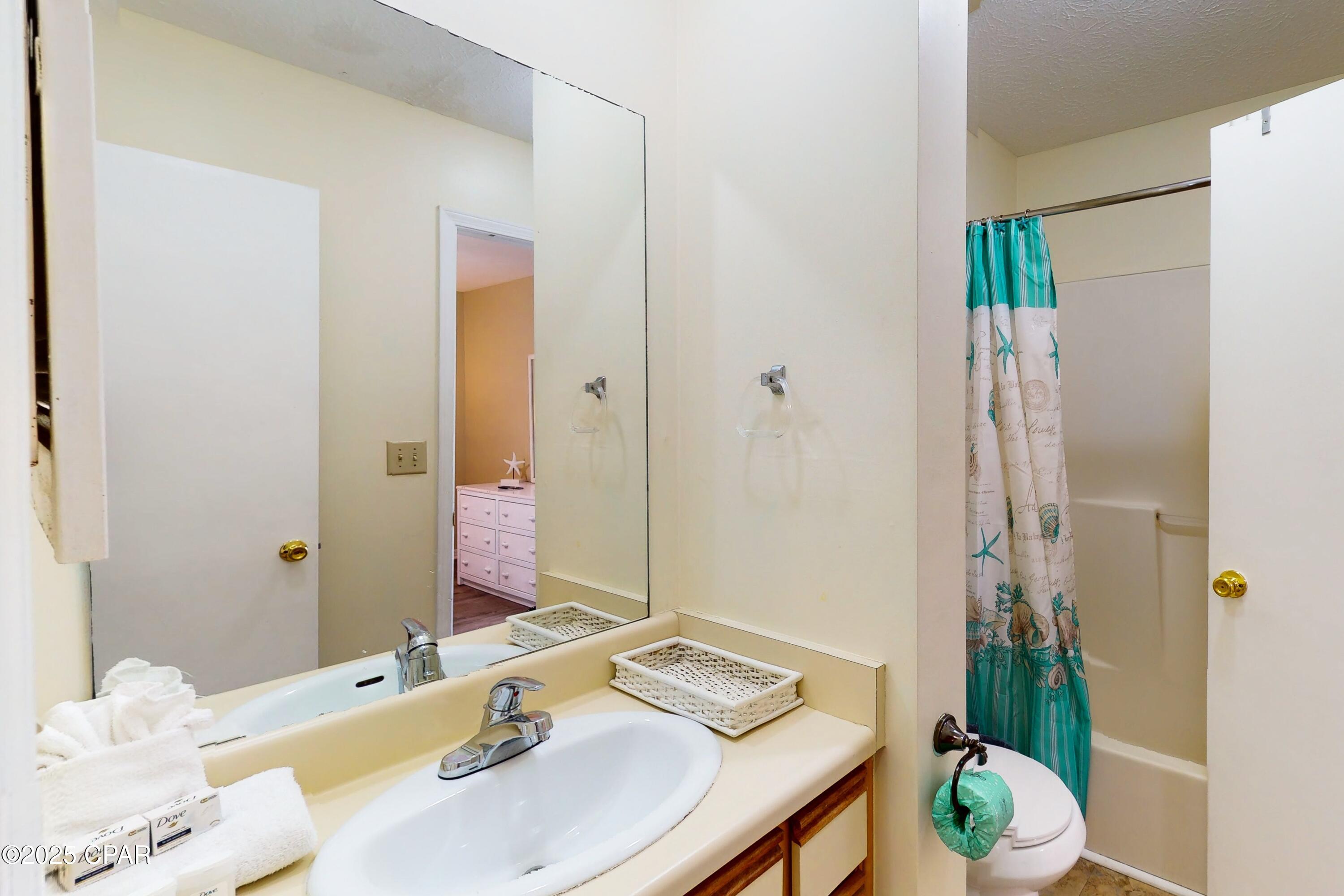 145 Robin Lane, Panama City Beach, FL 32407 thumbnail, photo 11 of 24