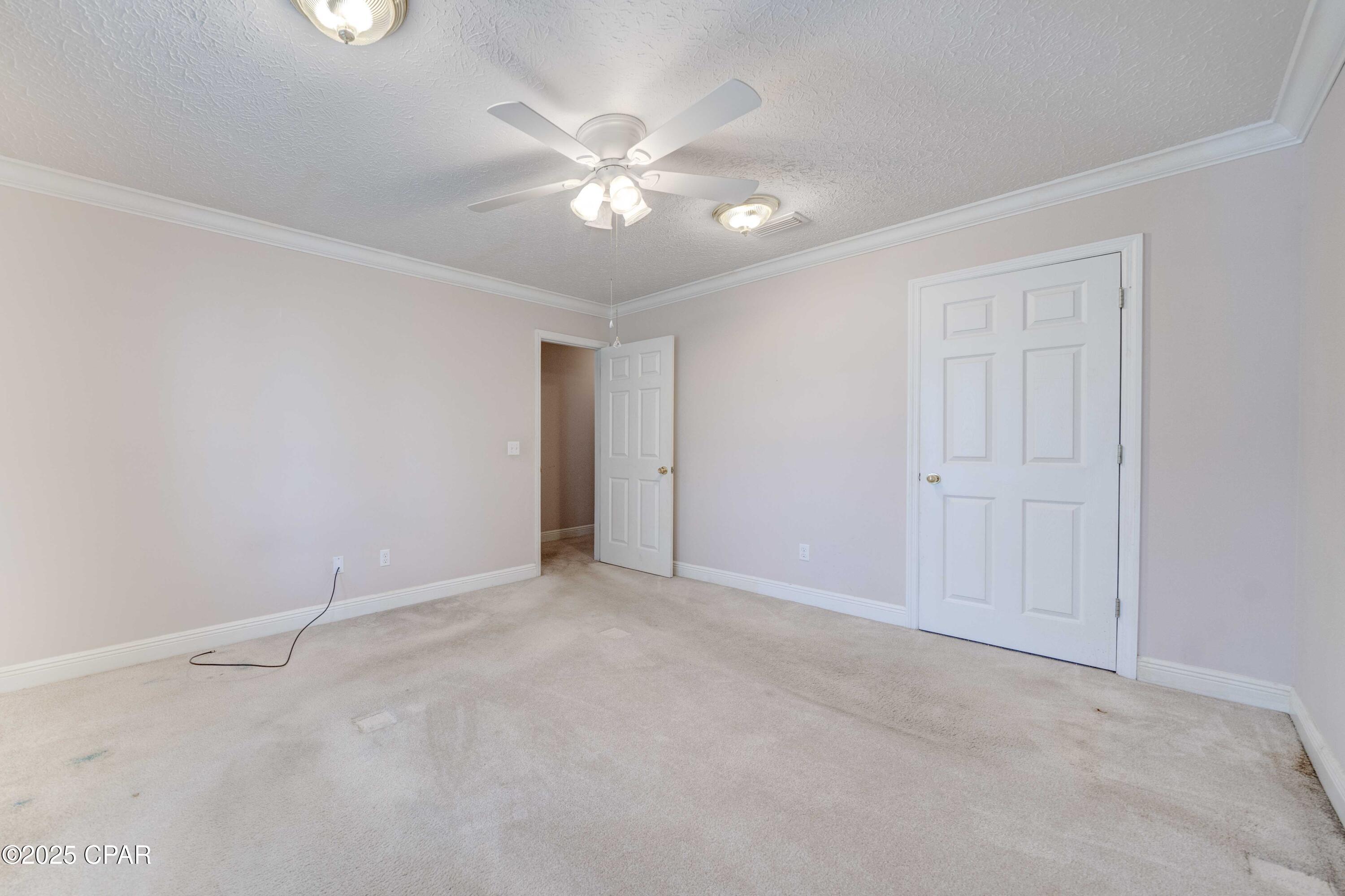 Image 29 For 1119 College Boulevard