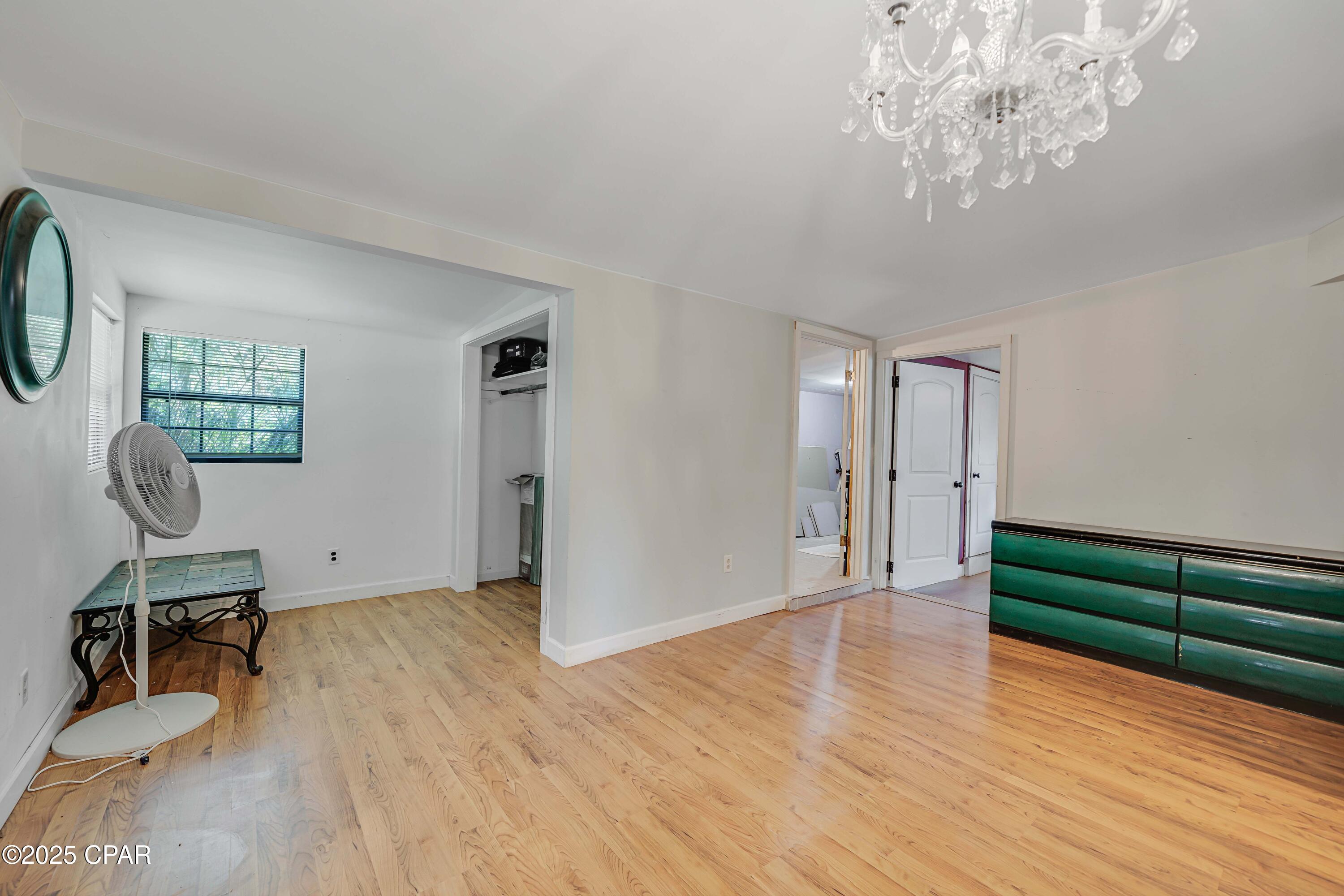 Image 18 For 306 Carolyn Avenue