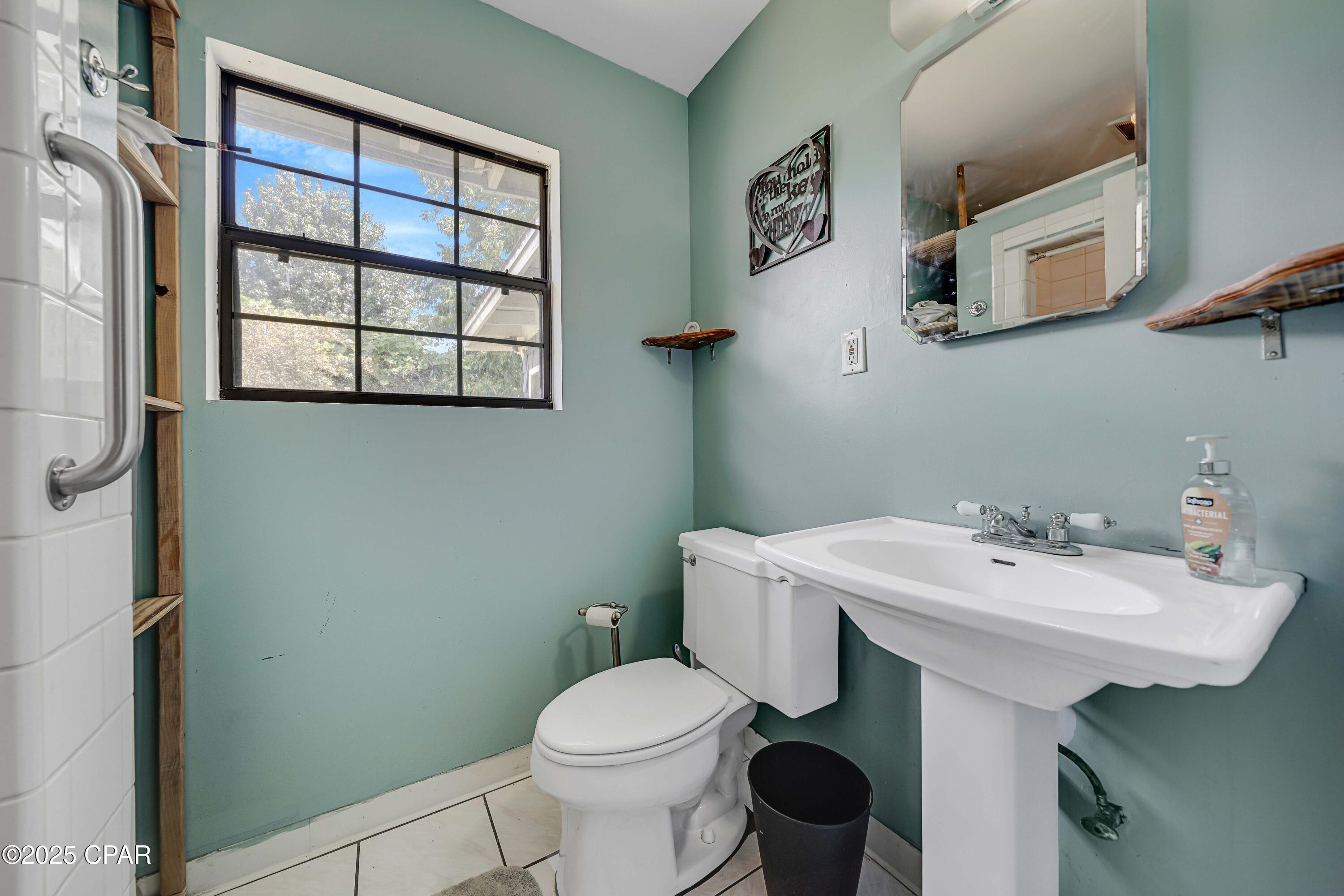 Image 25 For 306 Carolyn Avenue