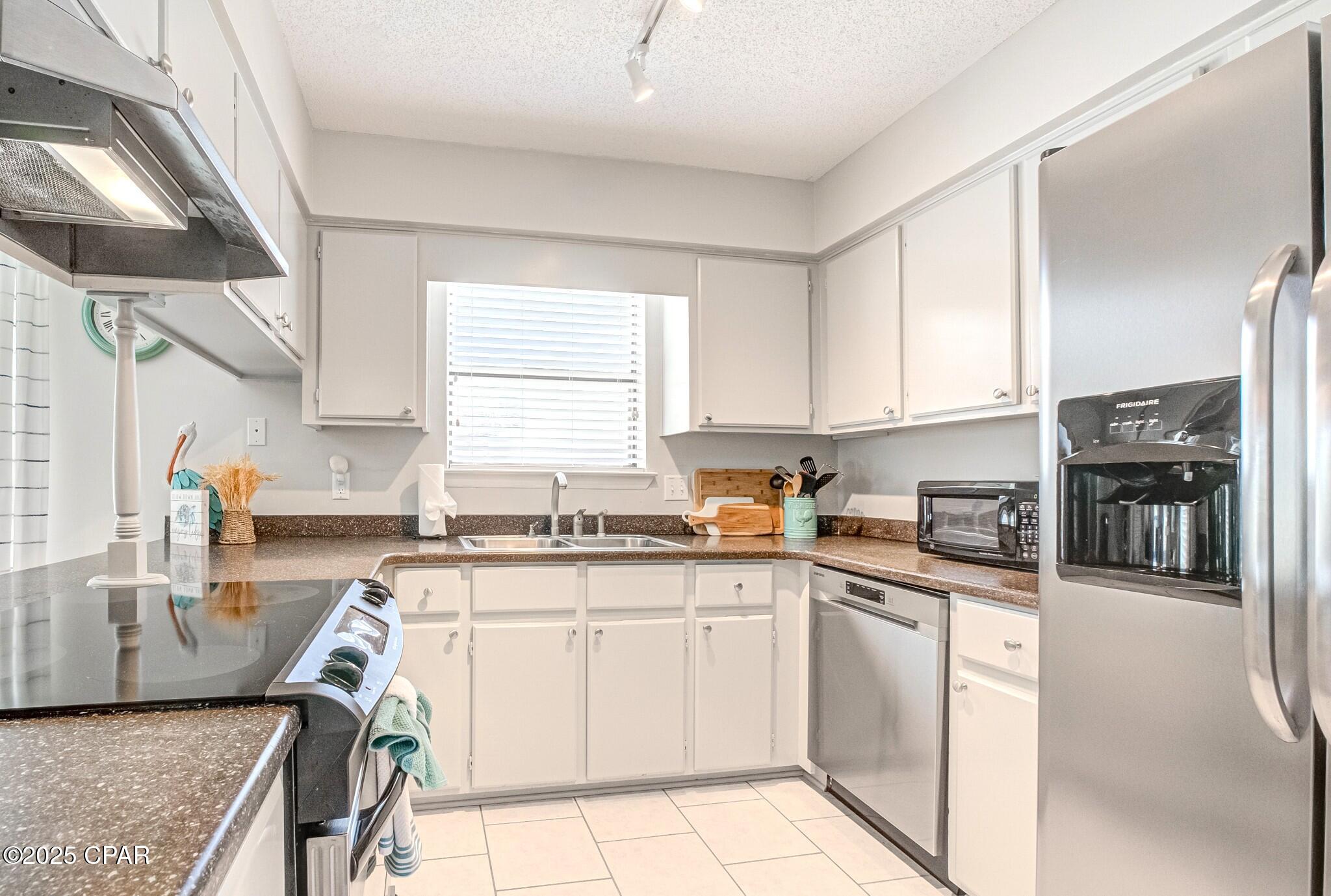 Image 11 For 133 Southfields Road C