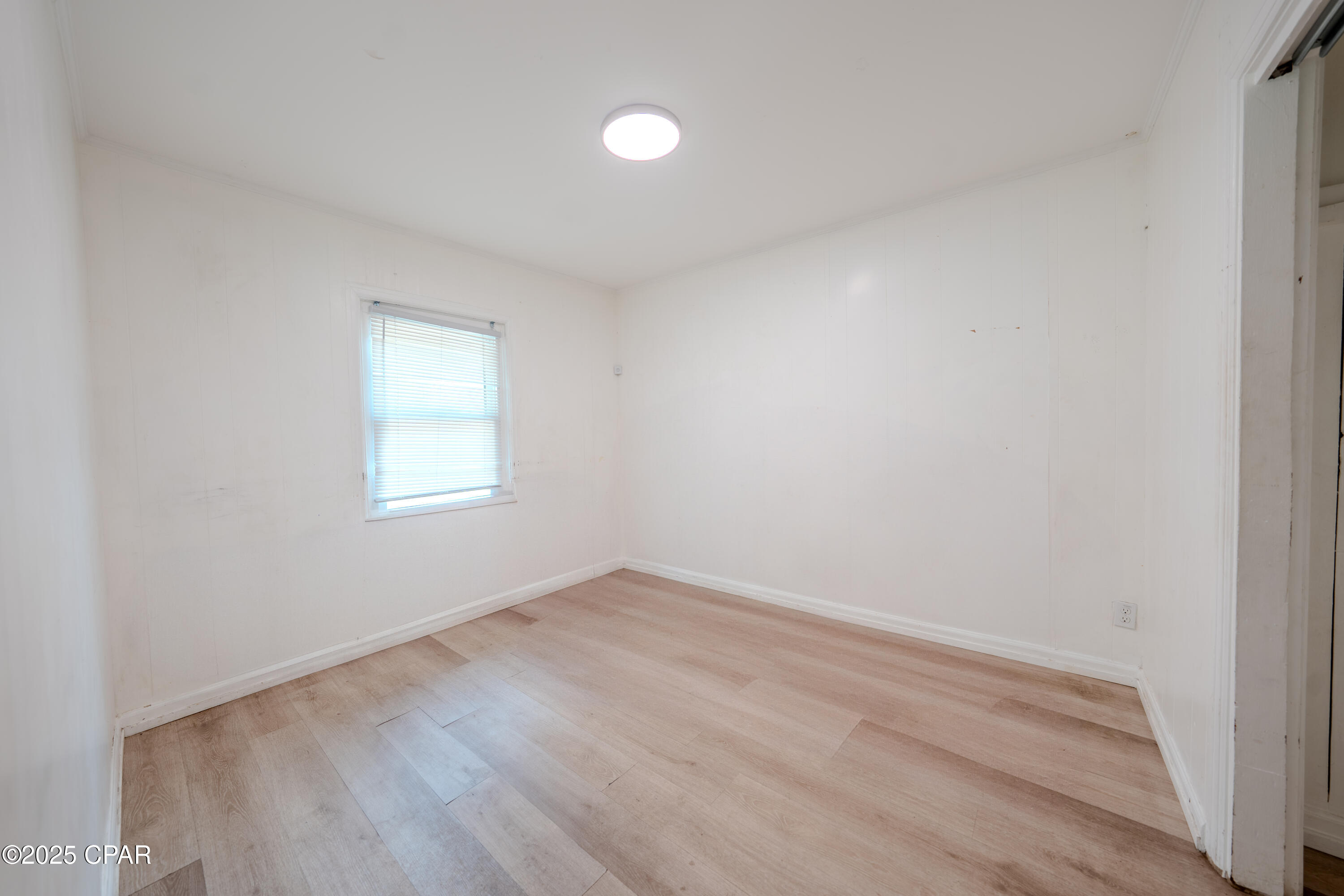 Image 12 For 110 12th Street