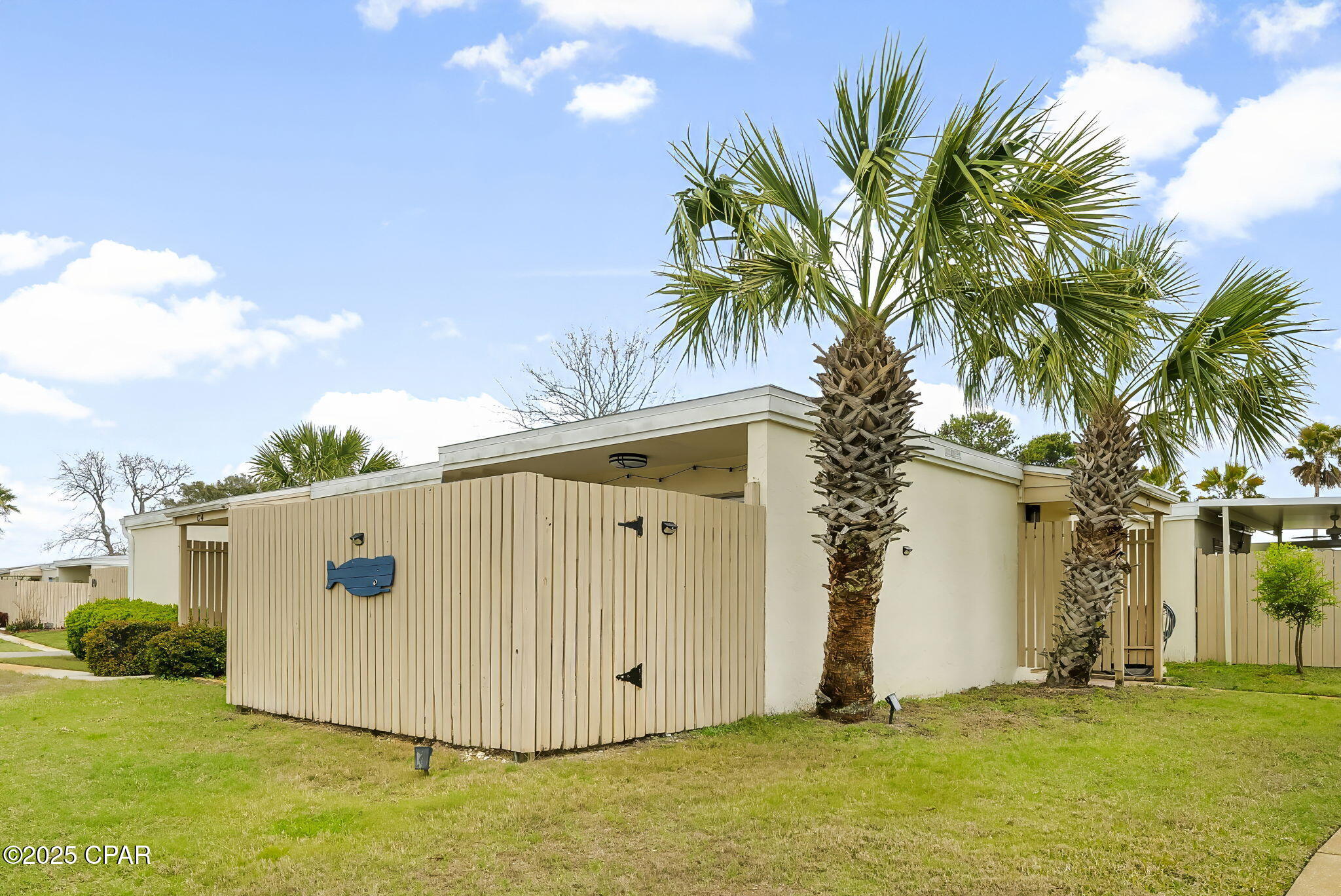 Image 19 For 17462 Front Beach Road 10c3