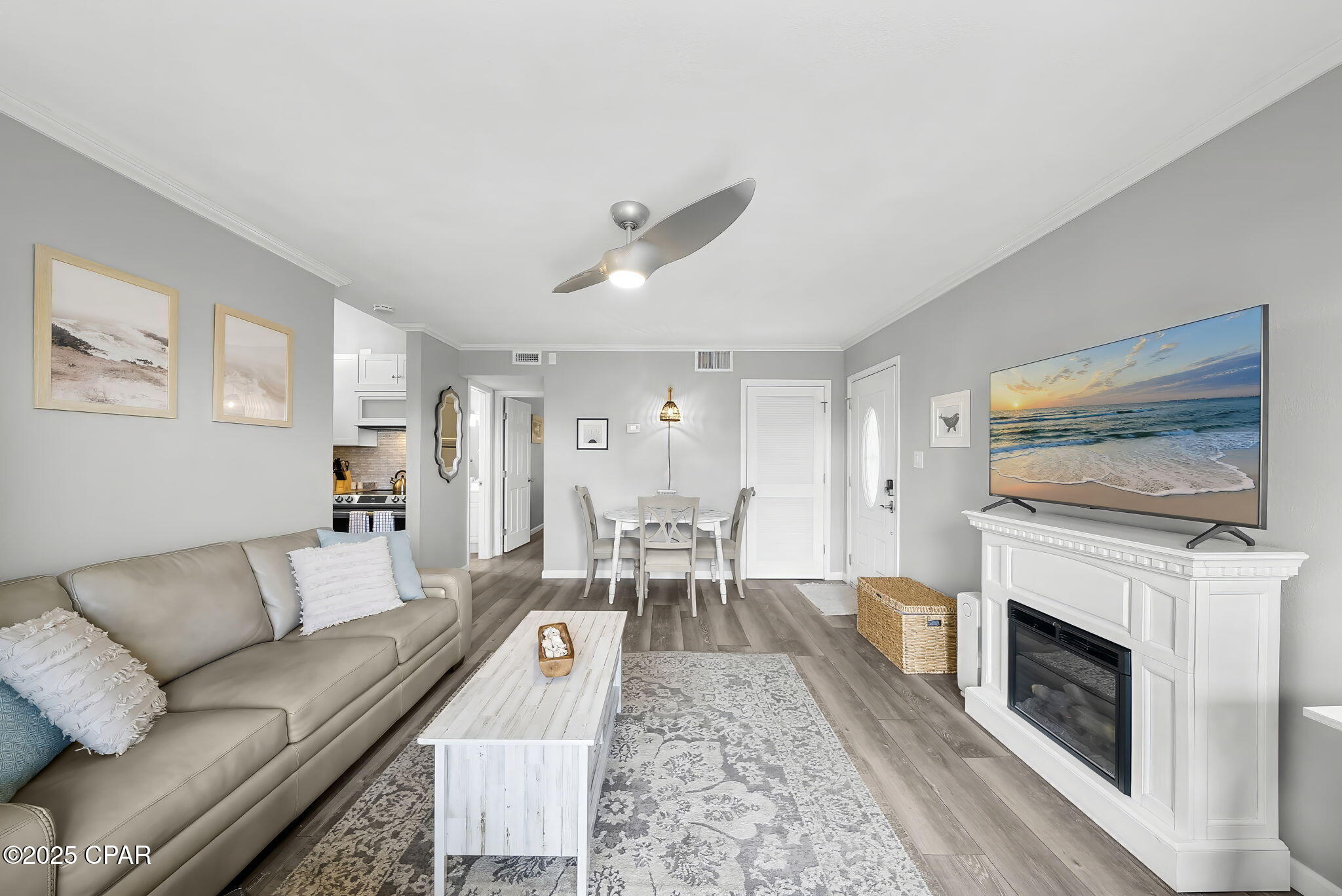 Image 3 For 17462 Front Beach Road 10c3