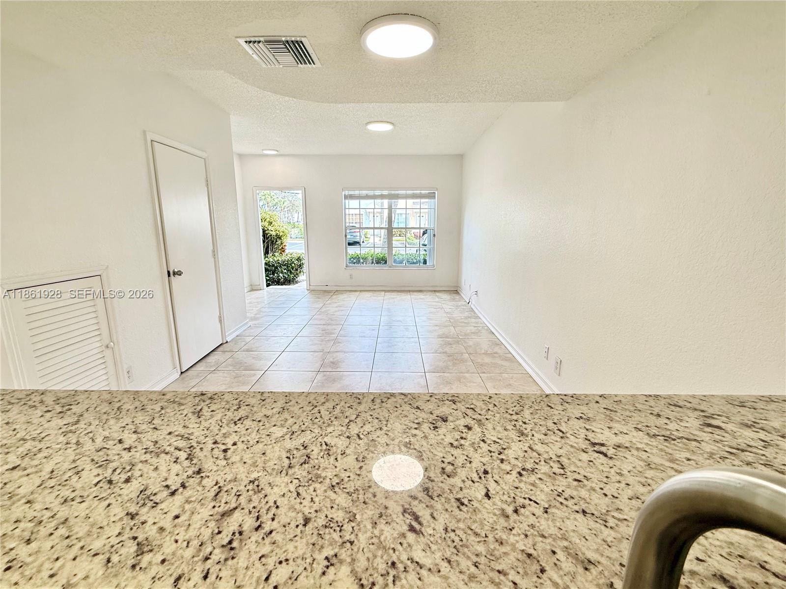 70 Whitehead Cir #70, Weston FL 33326