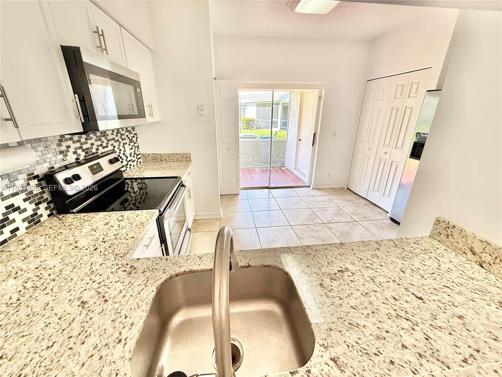 70 Whitehead Cir #70, Weston FL 33326