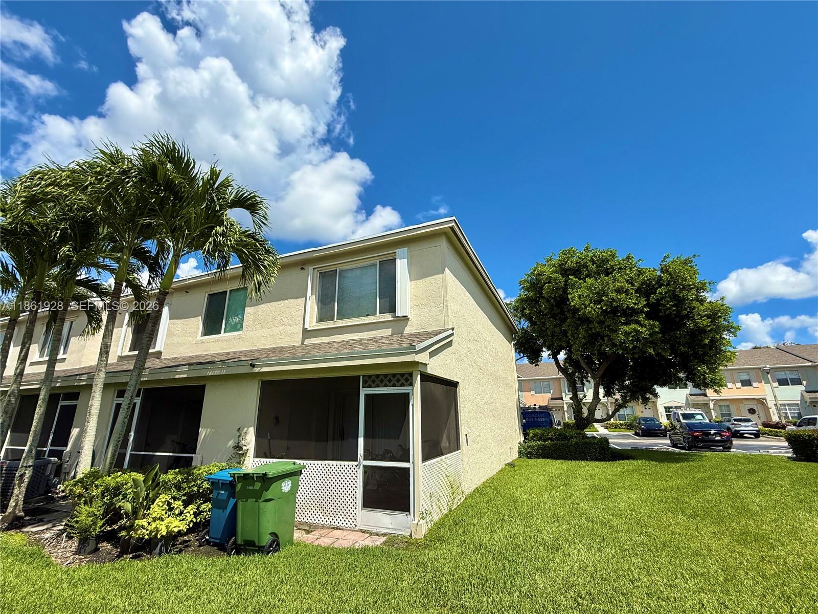 70 Whitehead Cir #70, Weston FL 33326