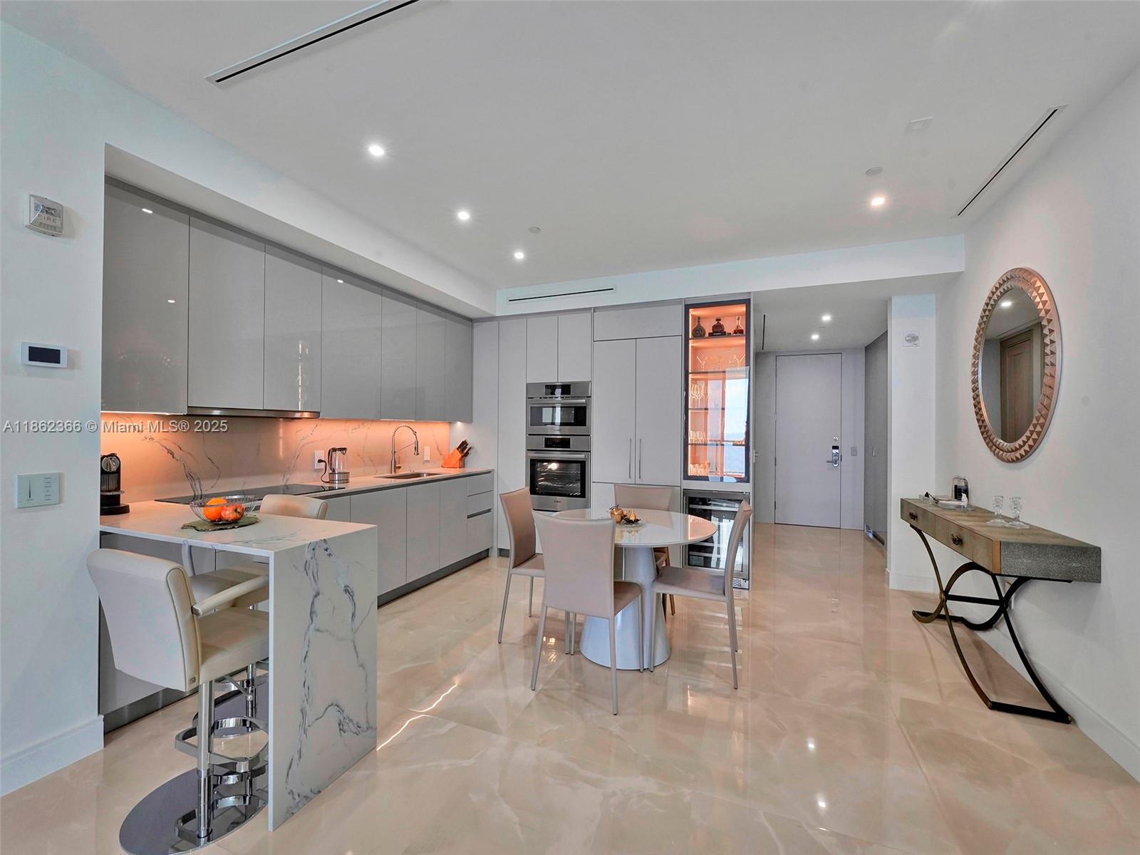 Bal Harbour FL 33154 - A11862366