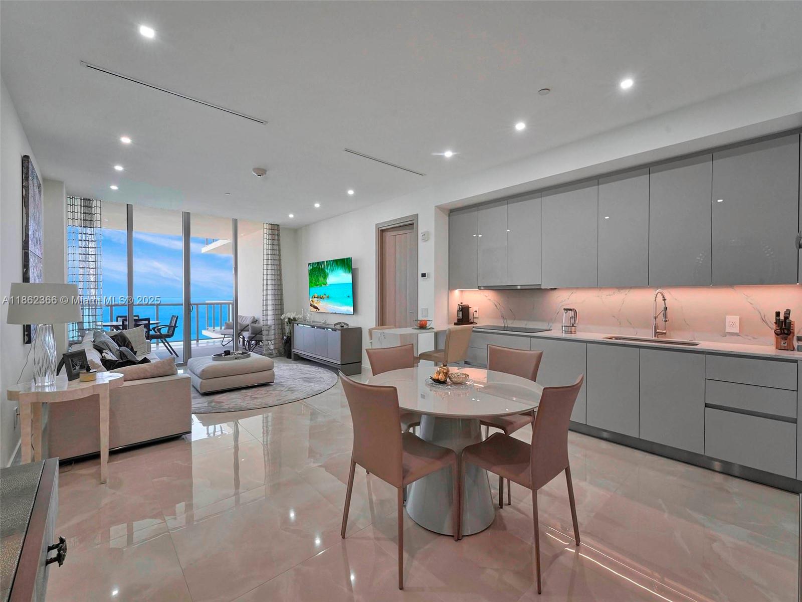 Bal Harbour FL 33154 - A11862366