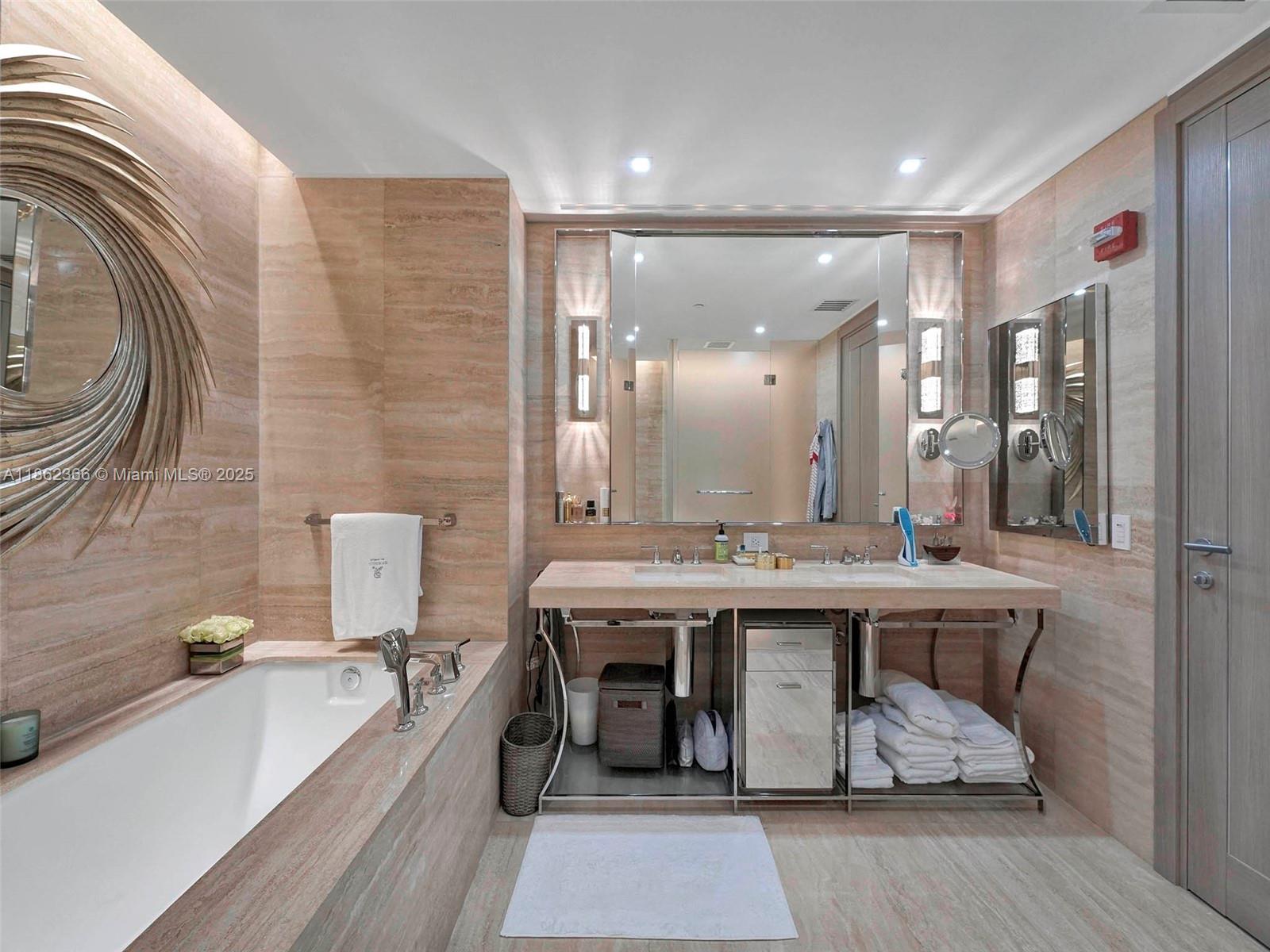 Bal Harbour FL 33154 - A11862366