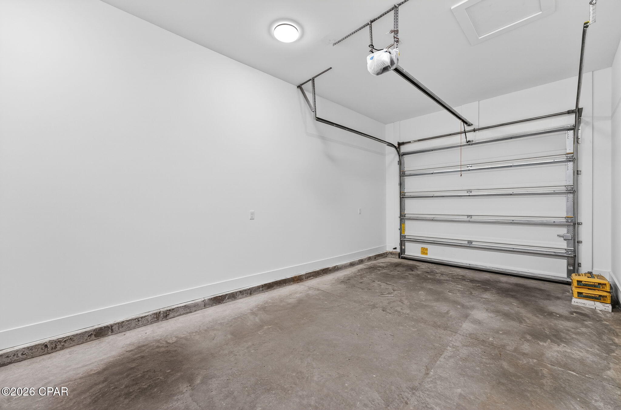 Image 41 For 227 Lullwater Drive