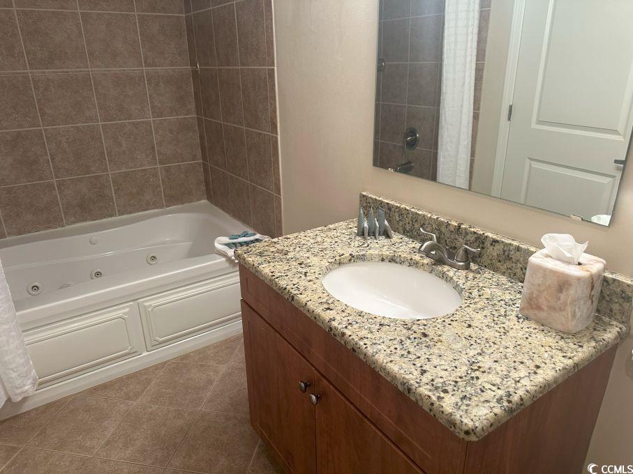2520501 | Photo 22