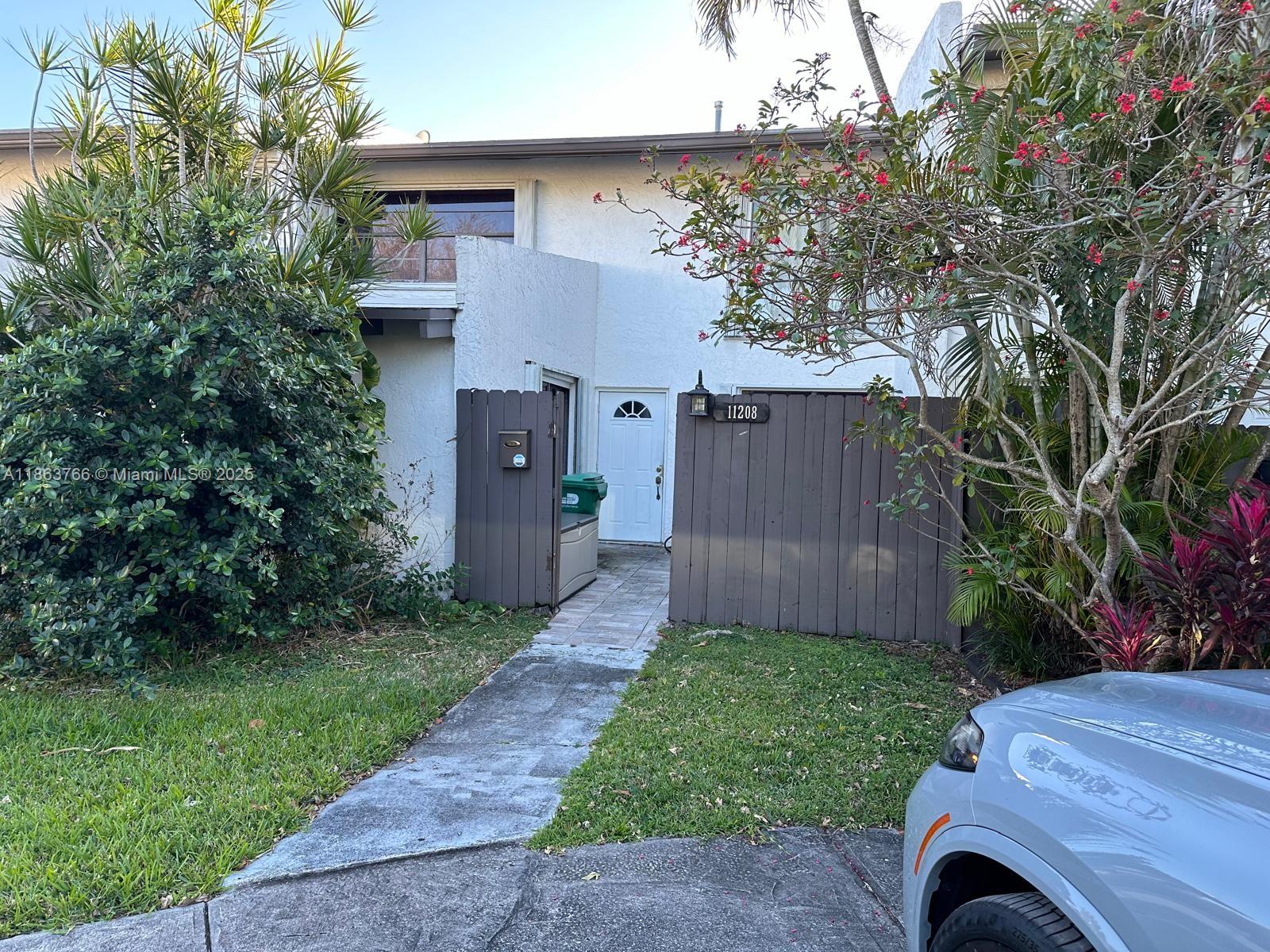 Snapper Creek Townhouses