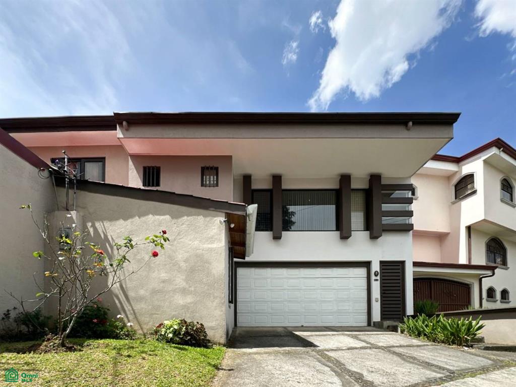 3 bed Single Family Homes For Sale in Curridabat, San Jose - 1
