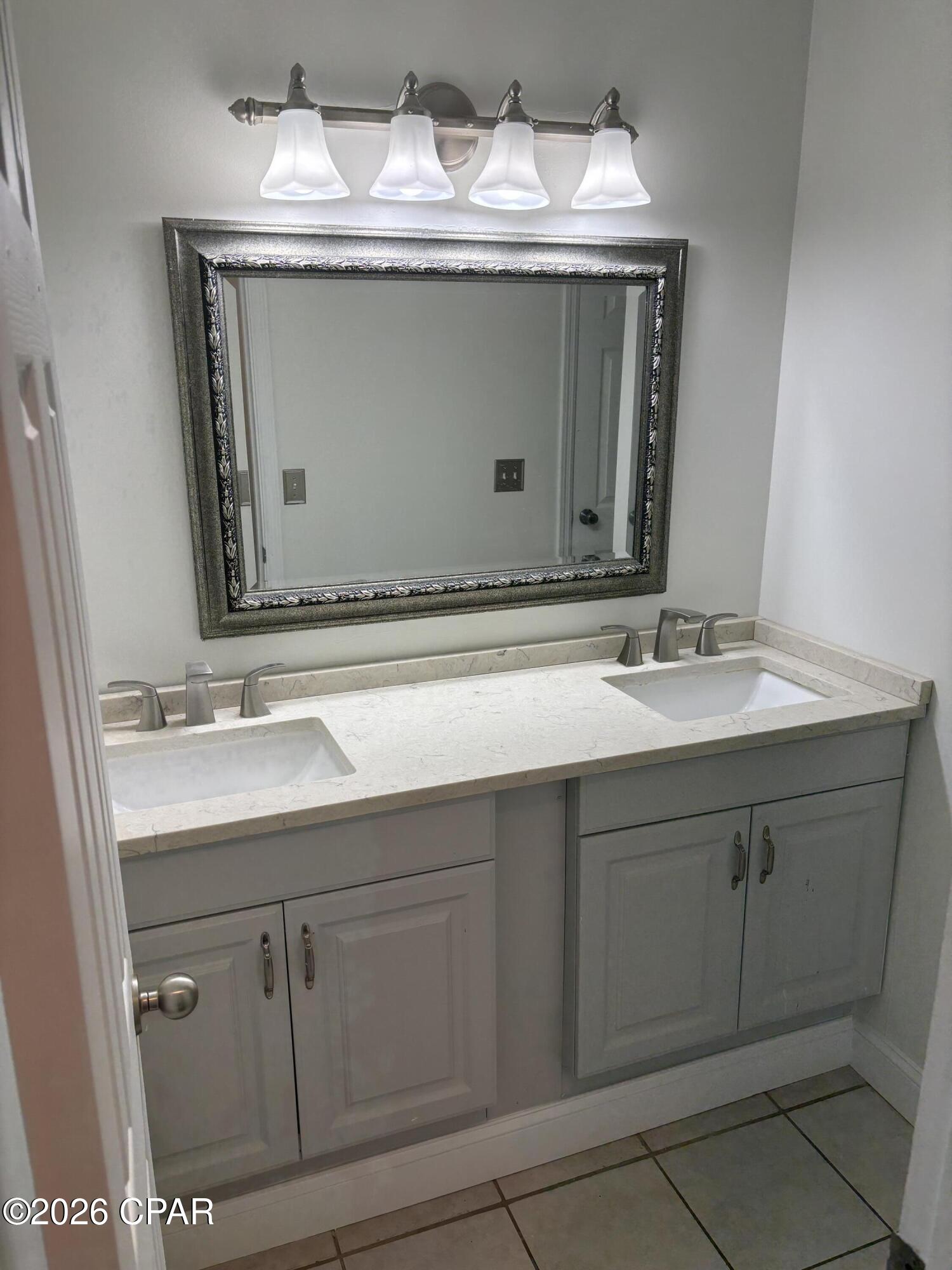 Image 10 For 113 Michelle Court