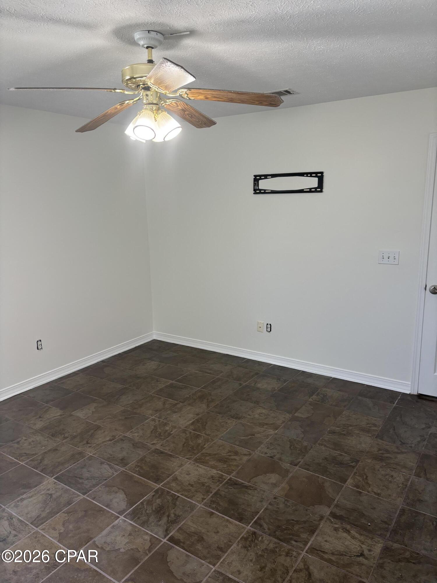 Image 30 For 113 Michelle Court