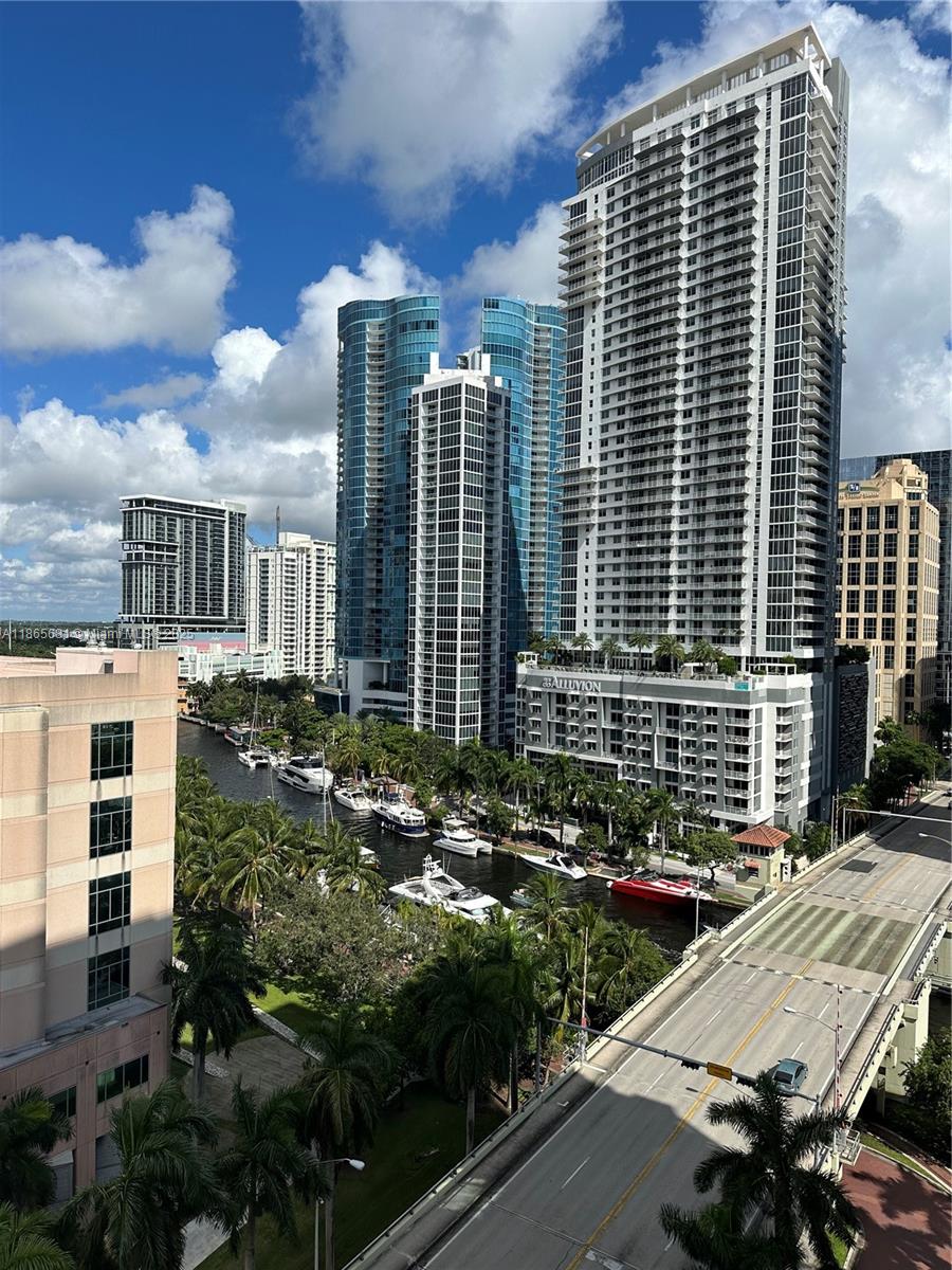 Nuriver Landing Condo