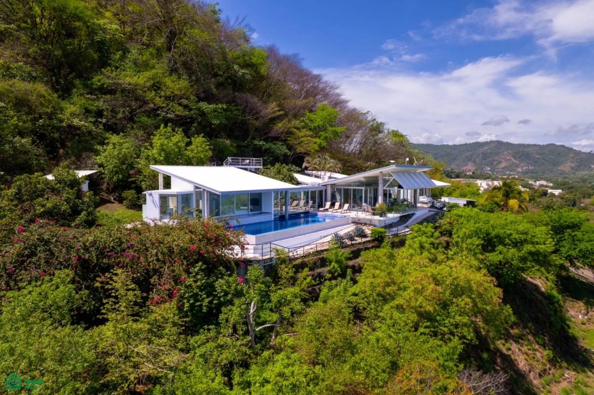 5 bed Single Family Homes For Sale in Carrillo, Guanacaste - 1