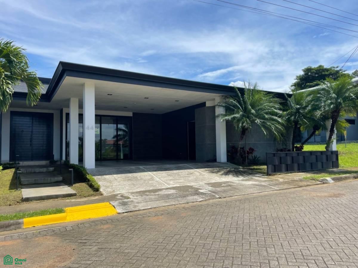 2 bed Single Family Homes For Sale in Grecia, Alajuela - 1