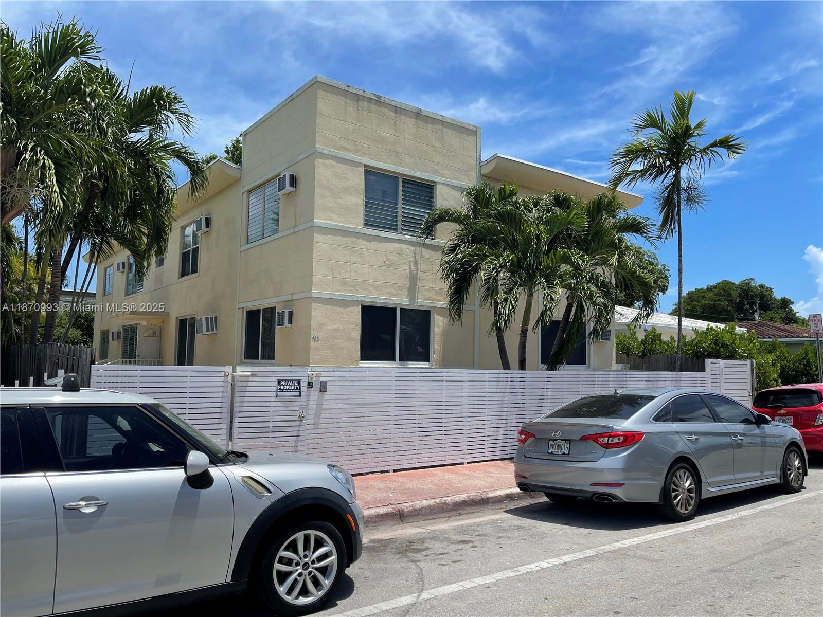 785 81st St #3, Miami Beach FL 33141
